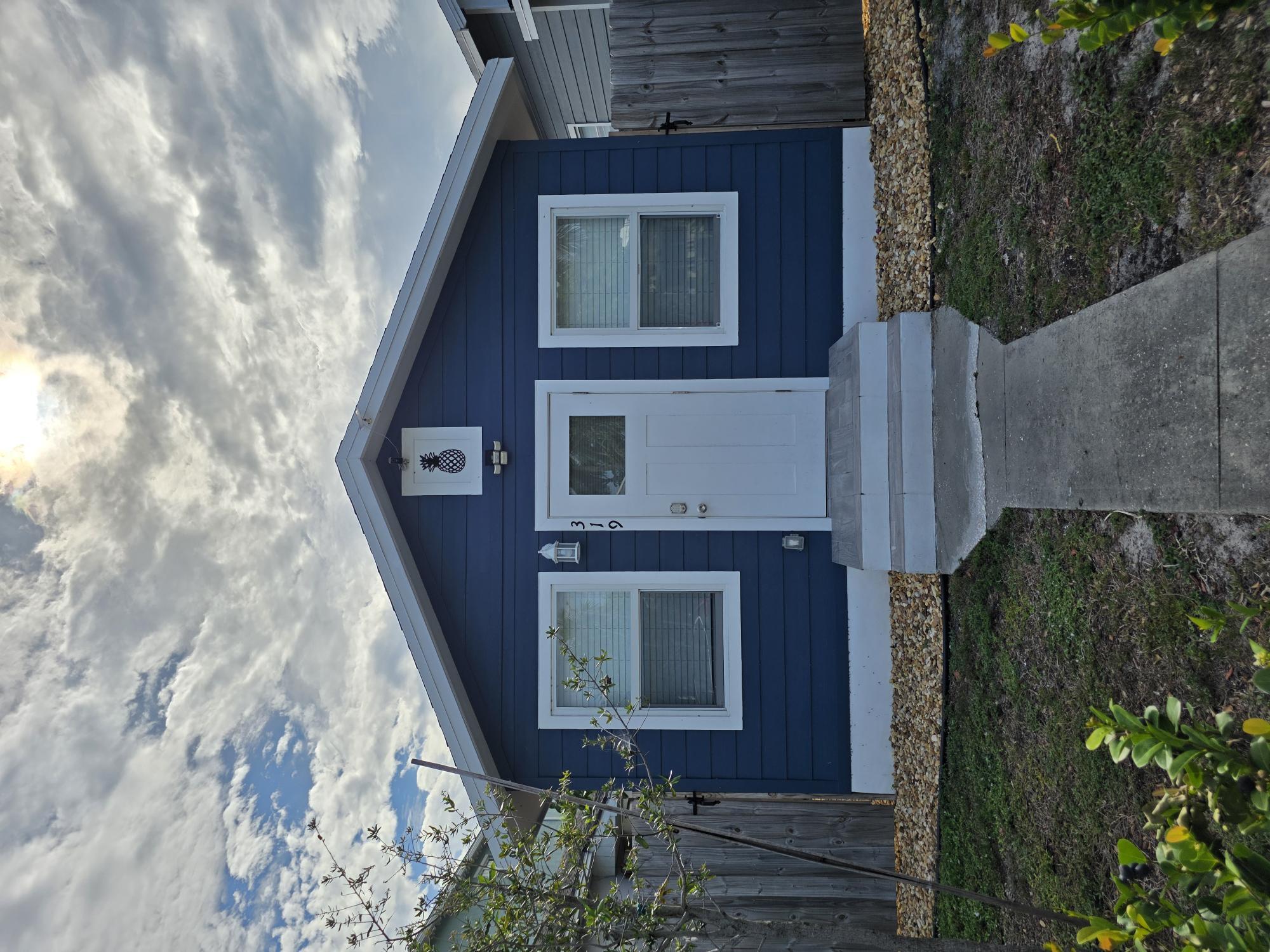 319 N J Street, Lake Worth Beach, Palm Beach County, Florida - 2 Bedrooms  
1 Bathrooms - 