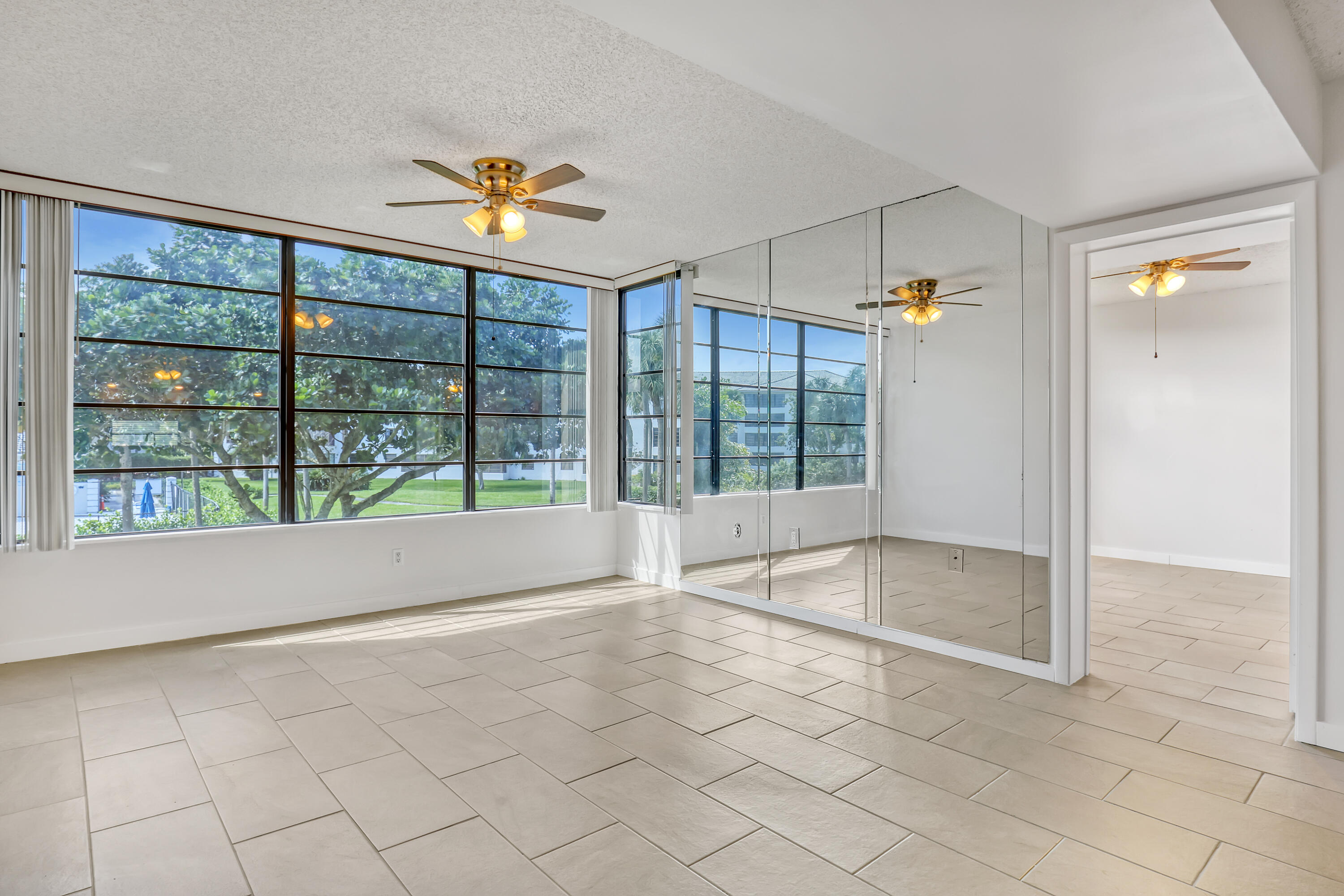 3716 Whitehall Drive 206, West Palm Beach, Palm Beach County, Florida - 2 Bedrooms  
2 Bathrooms - 