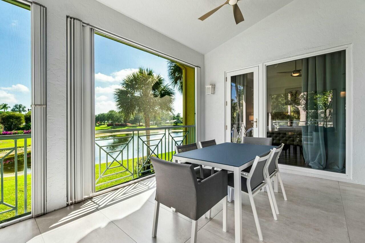121 Palm Point Circle C, Palm Beach Gardens, Palm Beach County, Florida - 3 Bedrooms  
2.5 Bathrooms - 