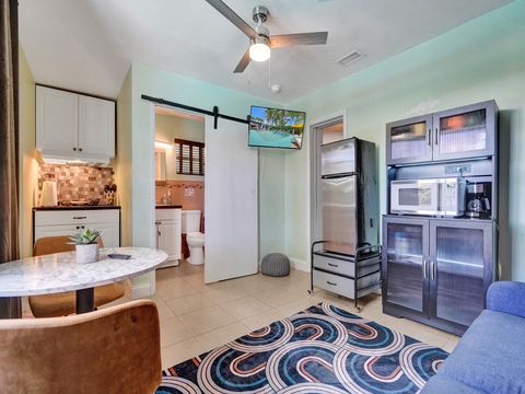 Tiny photo for 4460 NE 17th Terrace, Oakland Park, FL 33334 (MLS # RX-11120847)