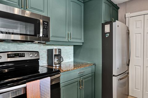 Tiny photo for 4460 NE 17th Terrace, Oakland Park, FL 33334 (MLS # RX-11120847)