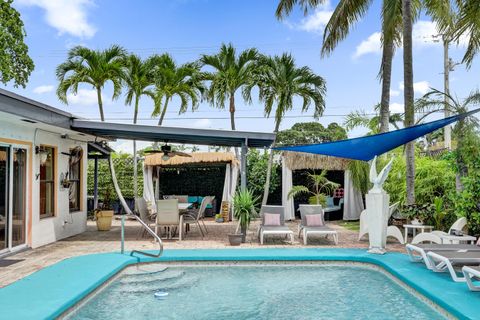 Tiny photo for 4460 NE 17th Terrace, Oakland Park, FL 33334 (MLS # RX-11120847)