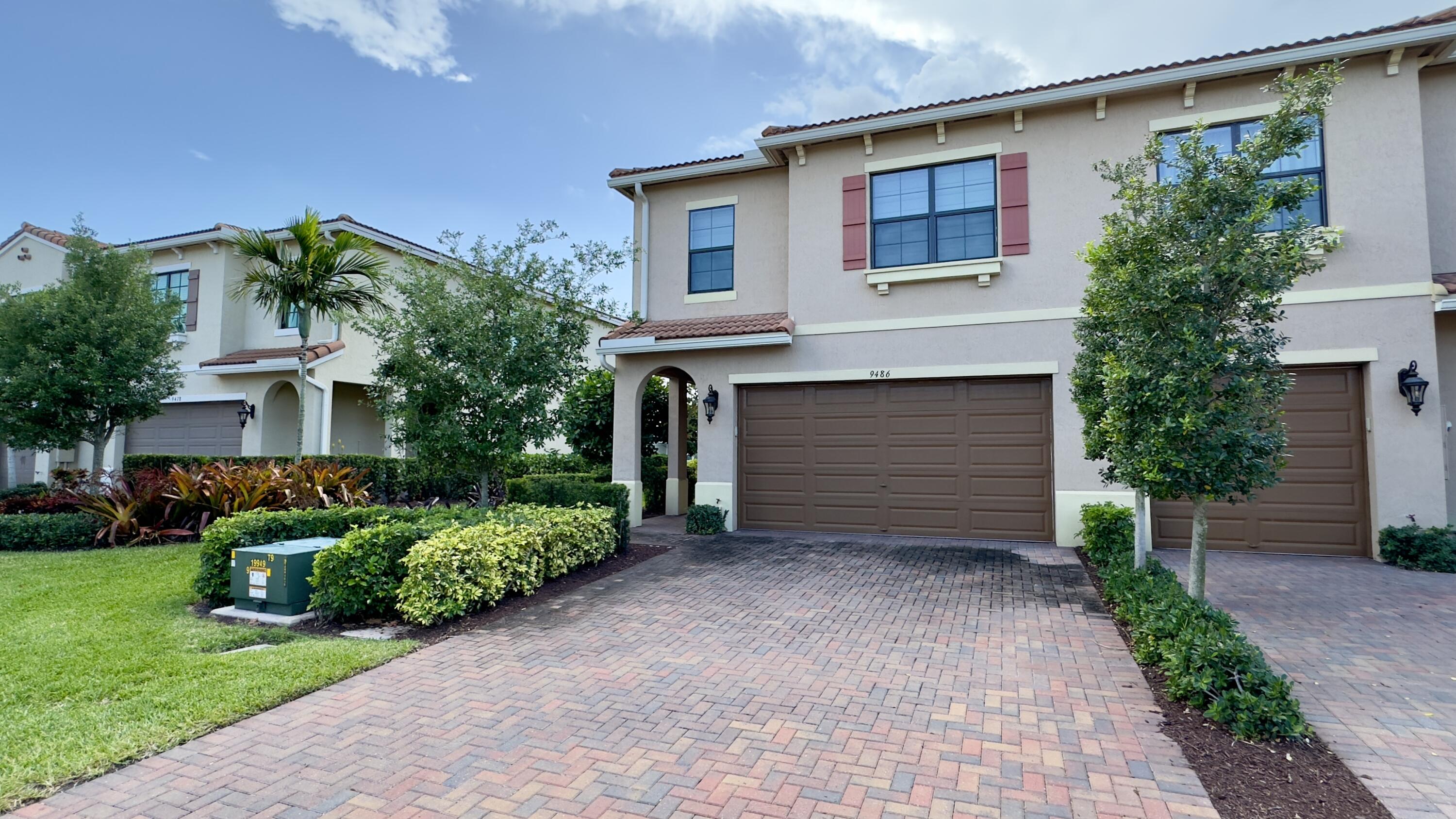 9486 Glider Way, Boca Raton, Palm Beach County, Florida - 3 Bedrooms  
2.5 Bathrooms - 