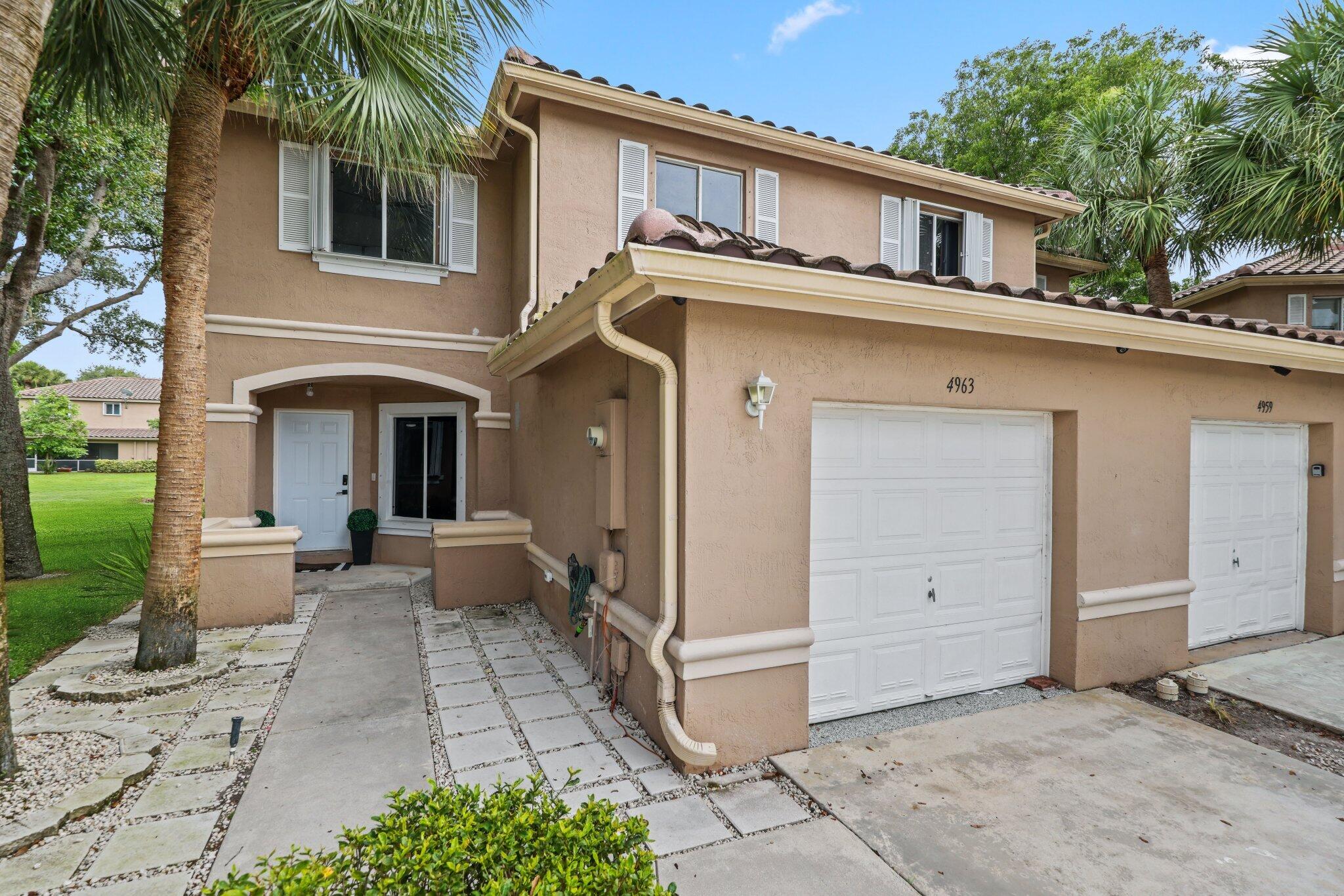 Property for Sale at 4963 Pinemore Lane, Lake Worth, Palm Beach County, Florida - Bedrooms: 3 
Bathrooms: 2.5  - $465,000