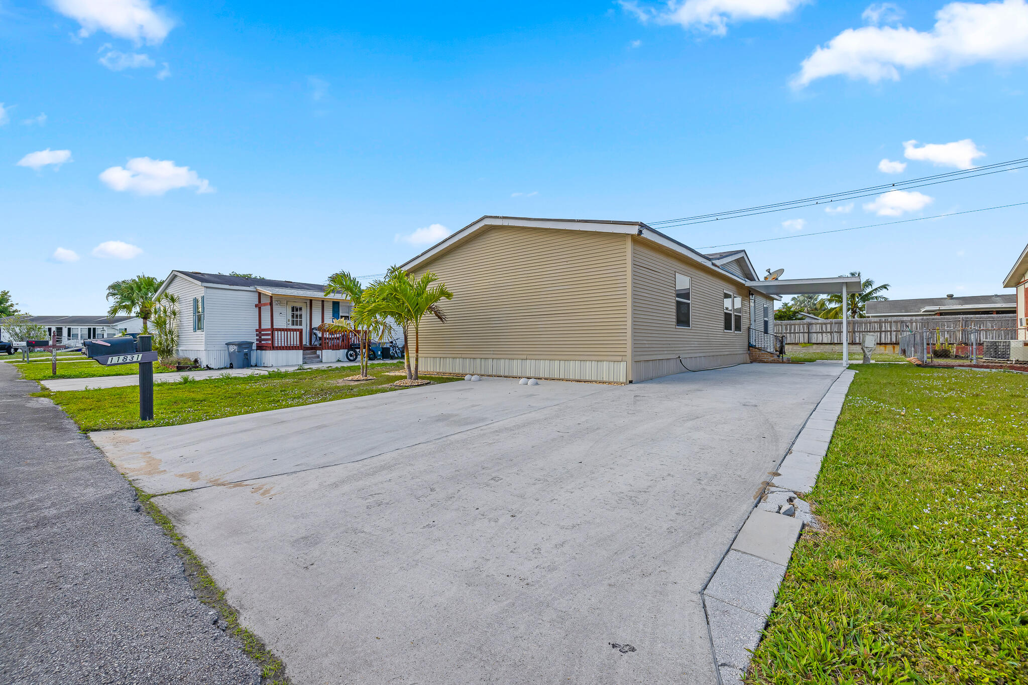 11831 Bay Place, Boca Raton, Palm Beach County, Florida - 3 Bedrooms  
2 Bathrooms - 