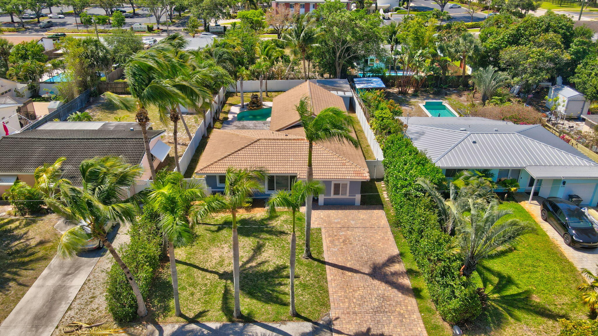 Property for Sale at 360 Sw 2nd Street, Boca Raton, Palm Beach County, Florida - Bedrooms: 5 
Bathrooms: 4.5  - $1,295,000
