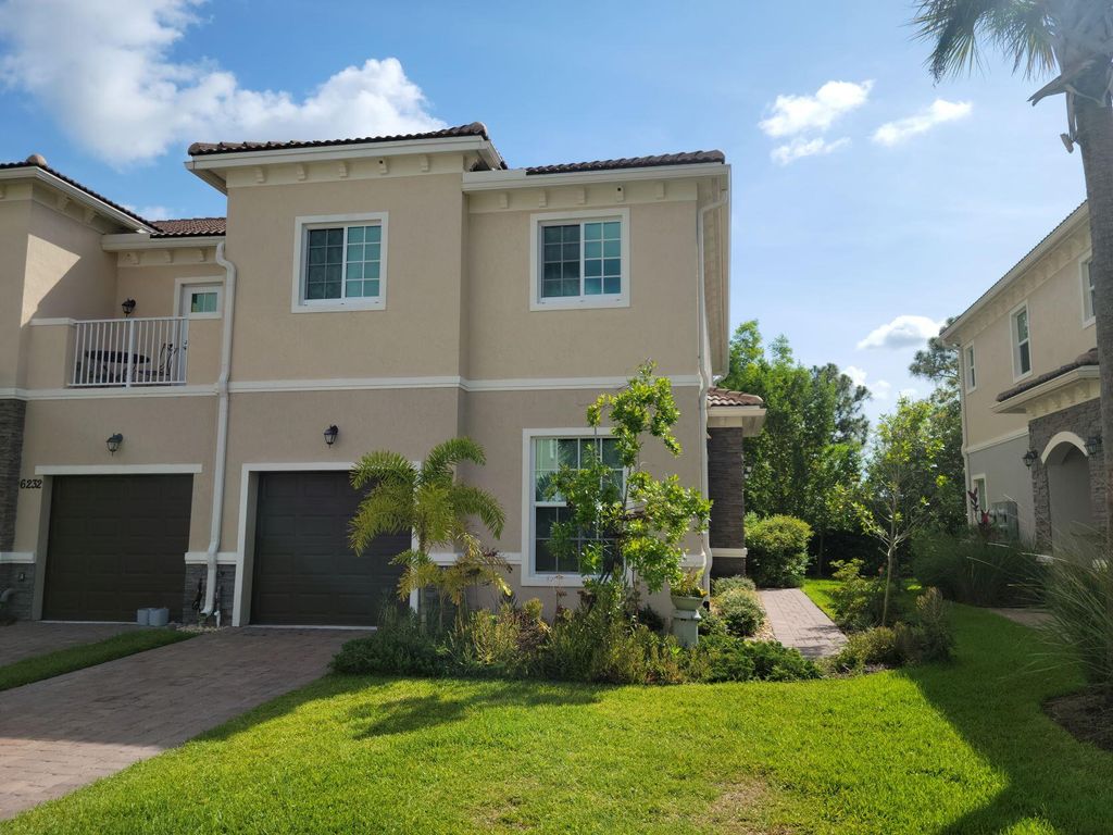 Photo of 6224 SE Portofino Circle, Hobe Sound, FL 33455 (MLS # RX-10905693)