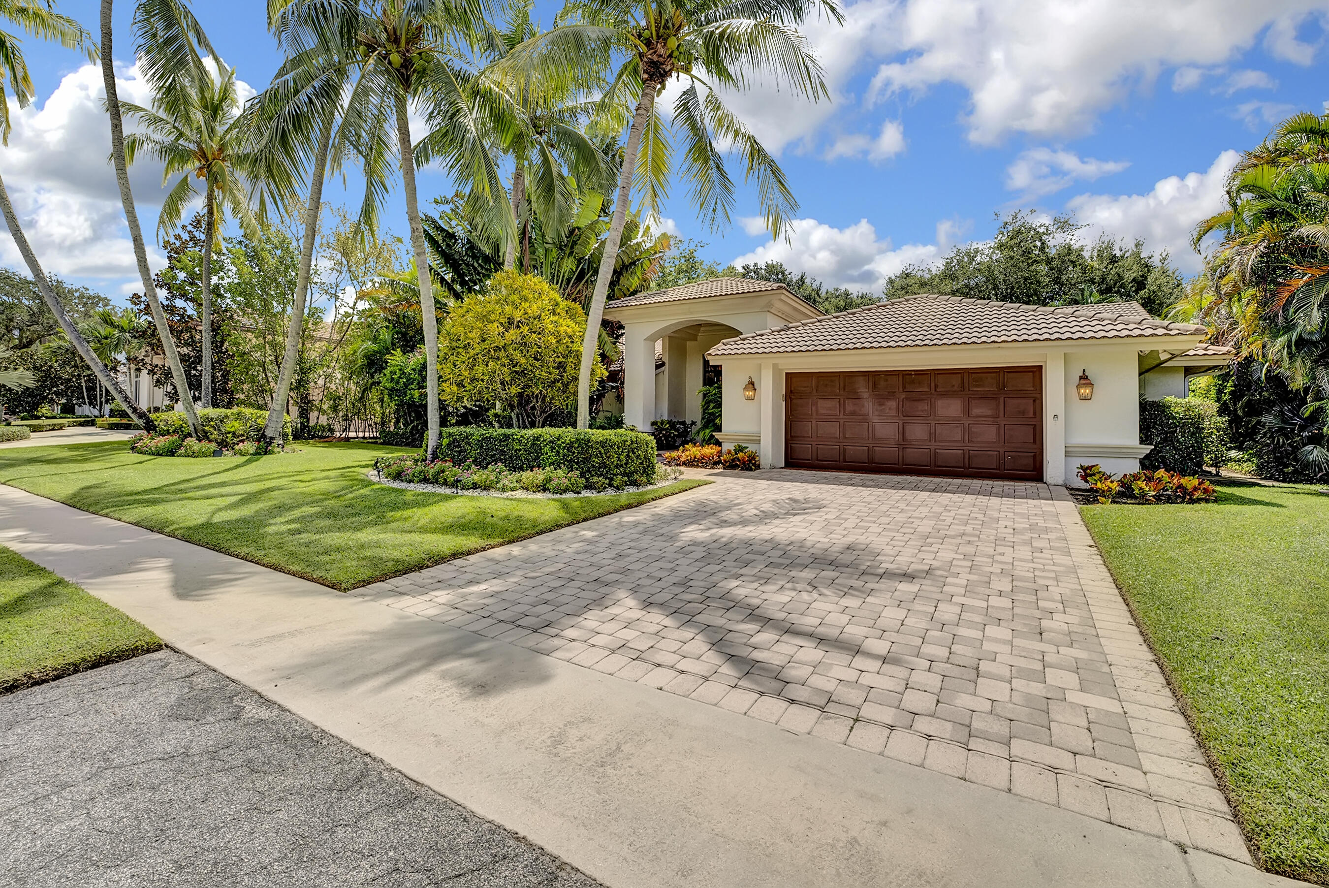 Property for Sale at 4590 Live Oak Boulevard, Delray Beach, Palm Beach County, Florida - Bedrooms: 3 
Bathrooms: 3.5  - $1,100,000