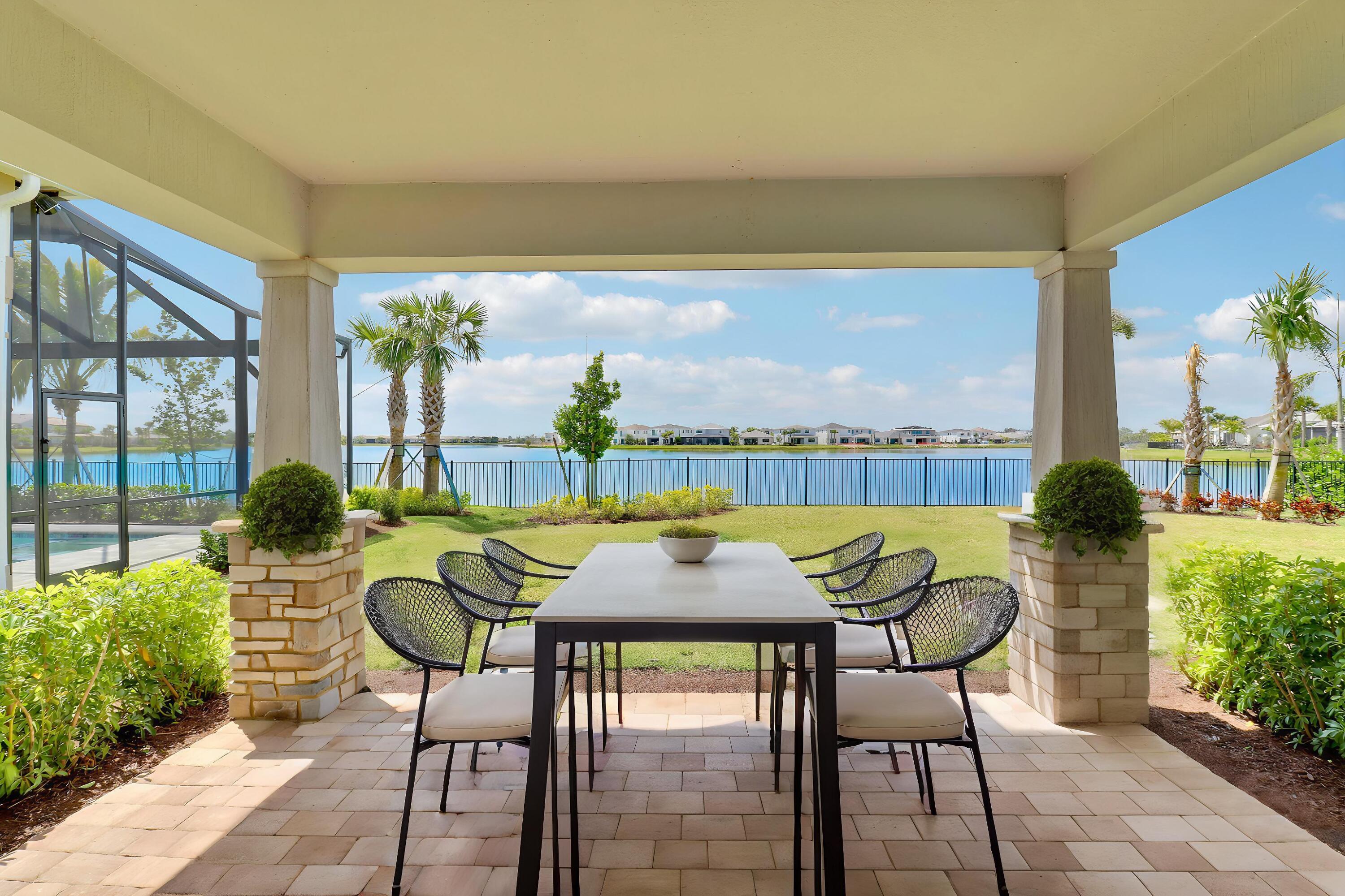 Property for Sale at 10362 Northbrook Circle, Palm Beach Gardens, Palm Beach County, Florida - Bedrooms: 4 
Bathrooms: 3.5  - $949,900