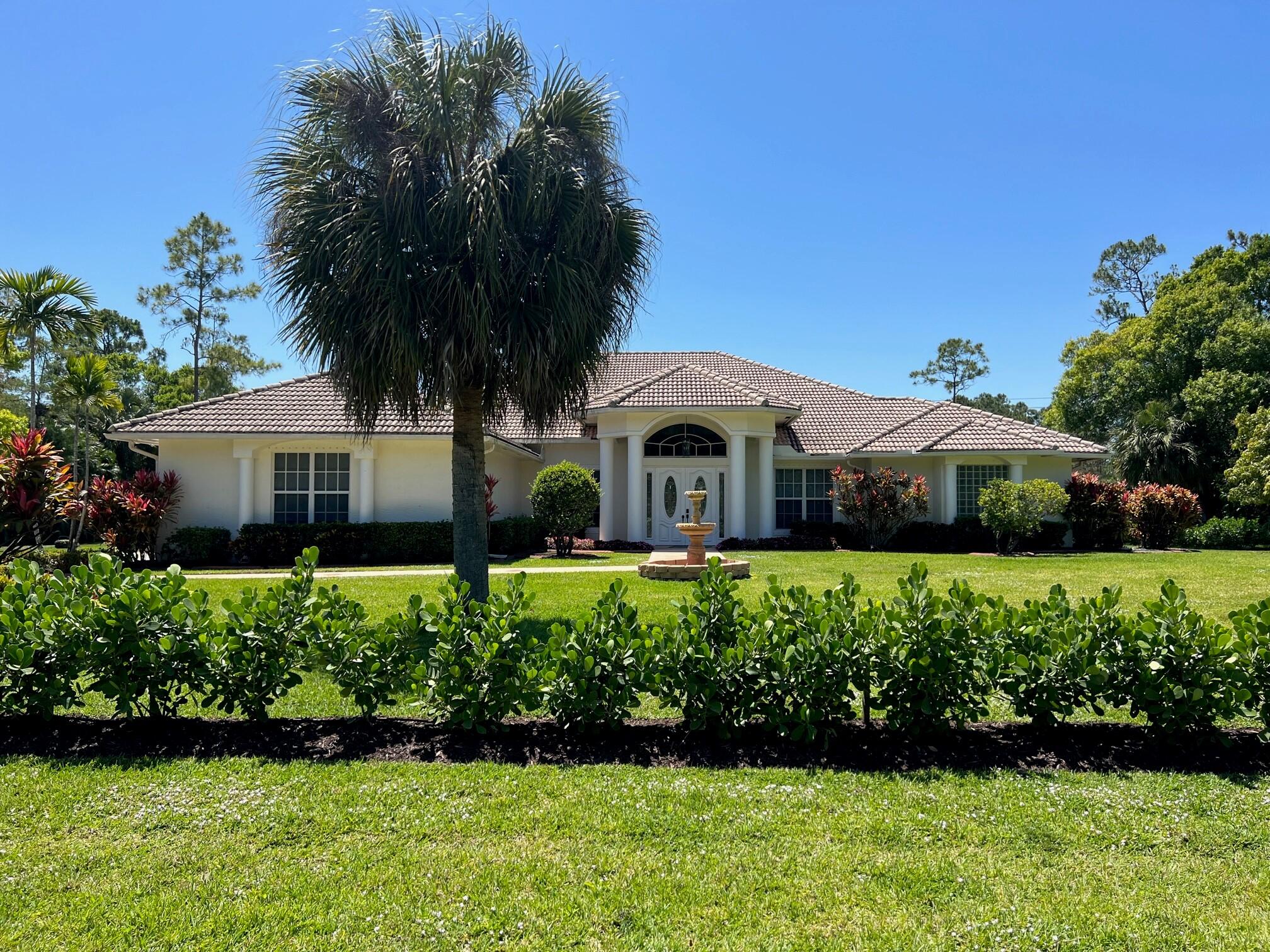 103 Squire Drive, Wellington, Palm Beach County, Florida - 4 Bedrooms  
4 Bathrooms - 