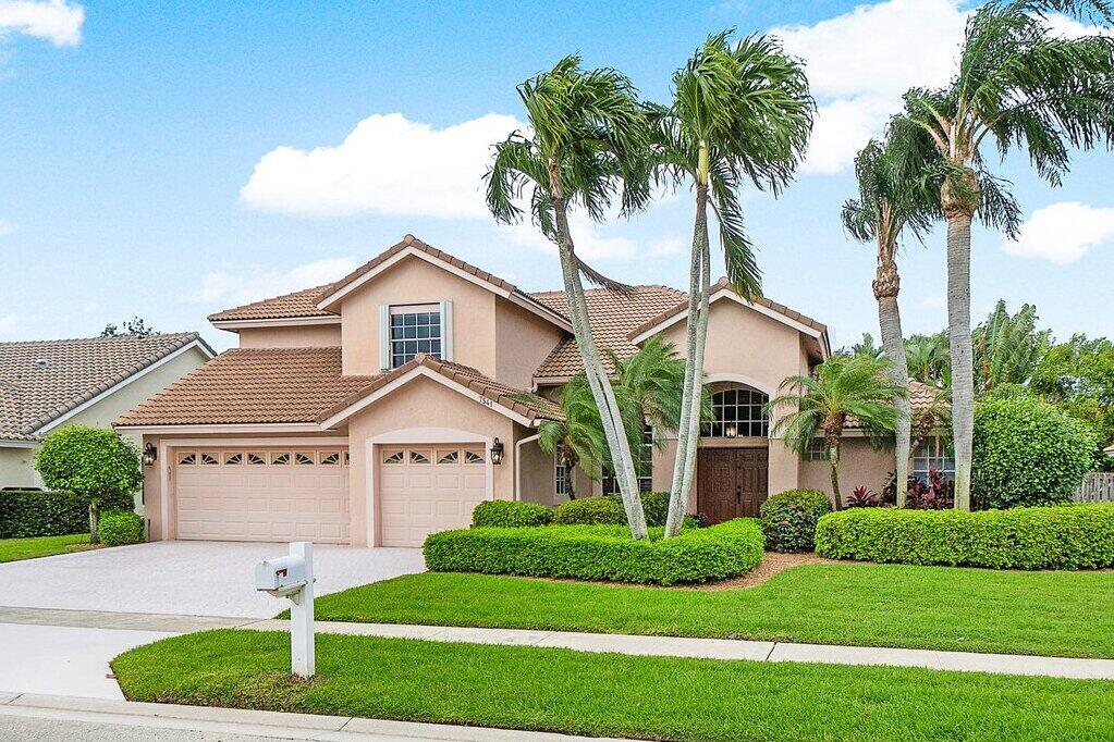 7541 Lauden Drive, Lake Worth, Palm Beach County, Florida - 5 Bedrooms  
3 Bathrooms - 