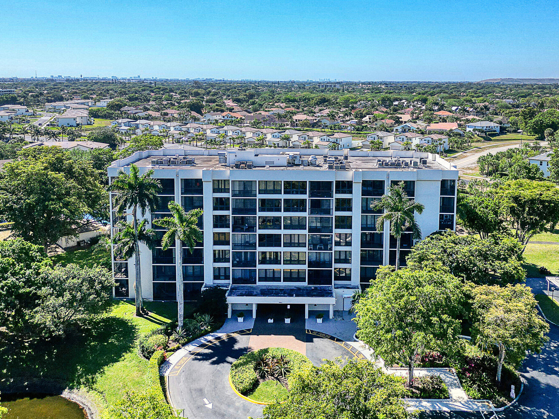 5951 Wellesley Park Drive 403, Boca Raton, Palm Beach County, Florida - 2 Bedrooms  
2 Bathrooms - 