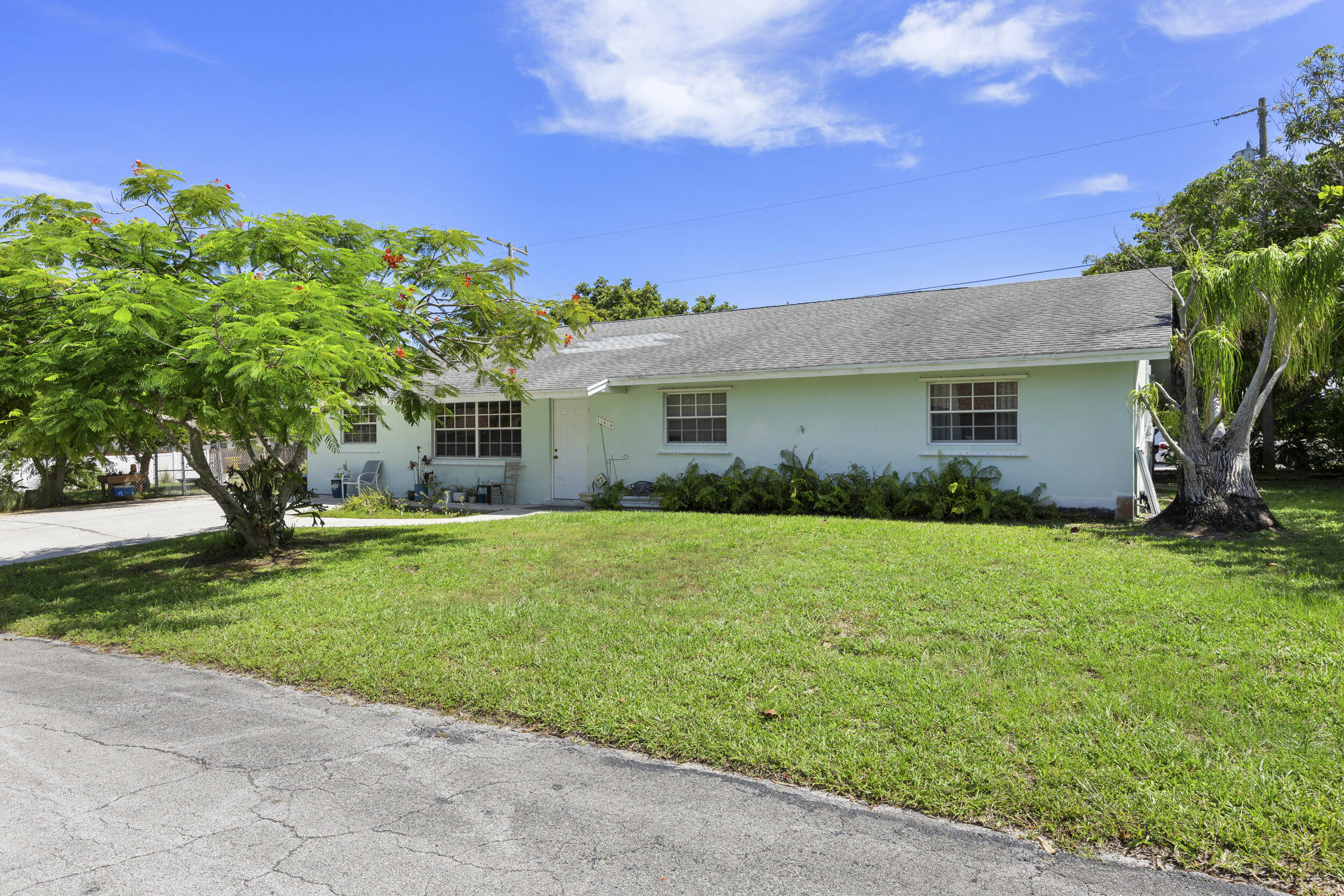 11610 Ellison Wilson Road, North Palm Beach, Miami-Dade County, Florida - 4 Bedrooms  
3 Bathrooms - 