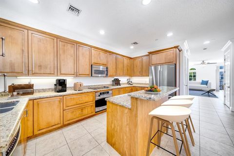 Photo of 824 Virginia Garden Drive, Boynton Beach, FL 33435 (MLS # RX-11047905)