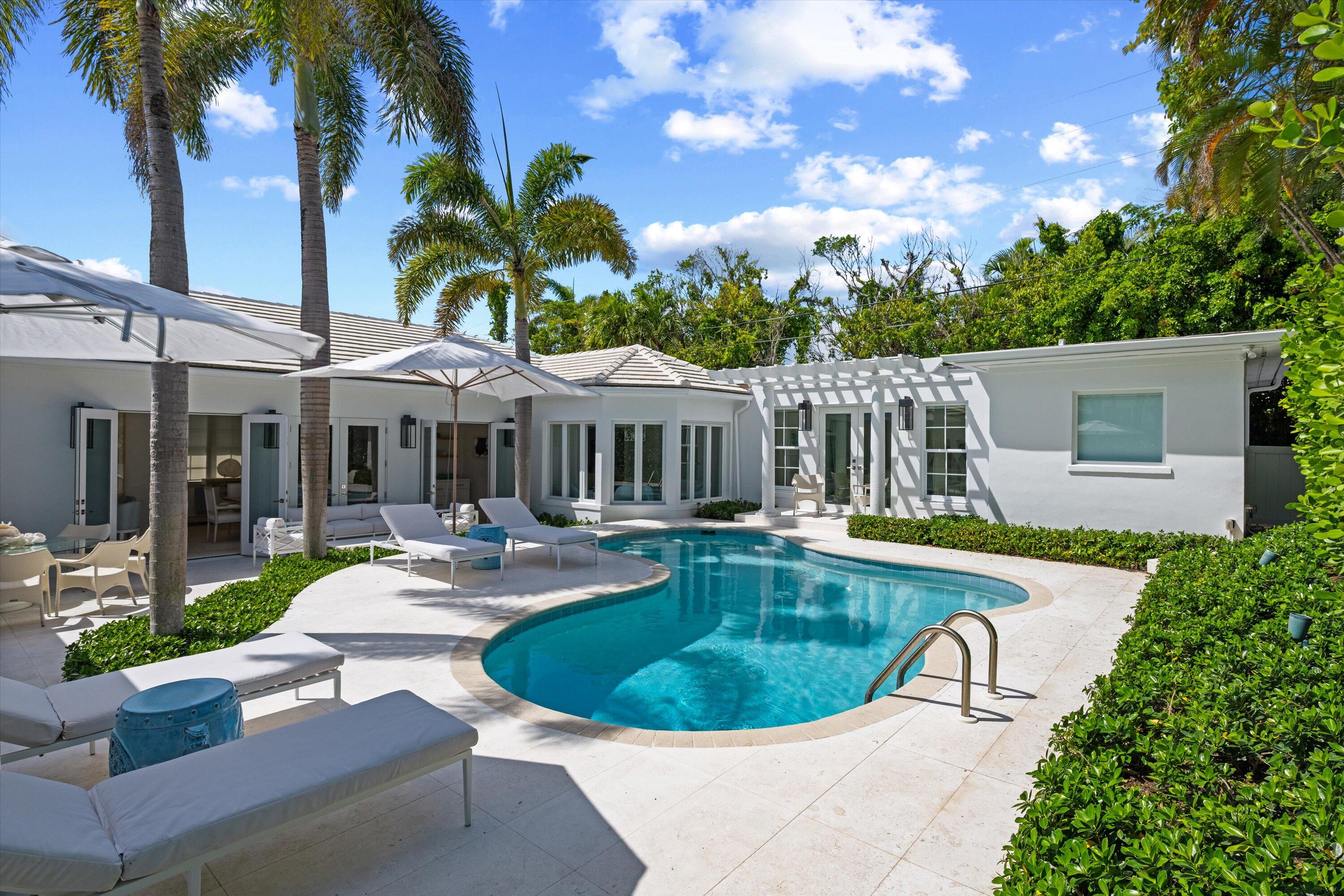 Property for Sale at 937 N Lake Way, Palm Beach, Palm Beach County, Florida - Bedrooms: 4 
Bathrooms: 4.5  - $11,900,000