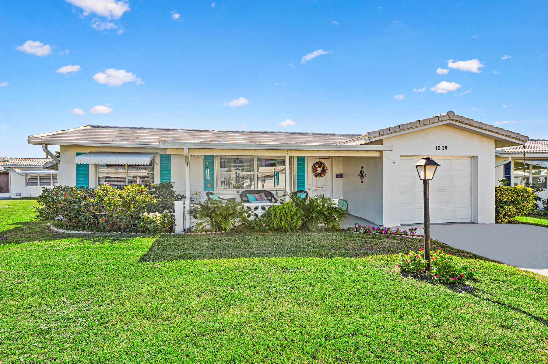 1908 Sw 12th Avenue, Boynton Beach, Palm Beach County, Florida - 2 Bedrooms  
2 Bathrooms - 