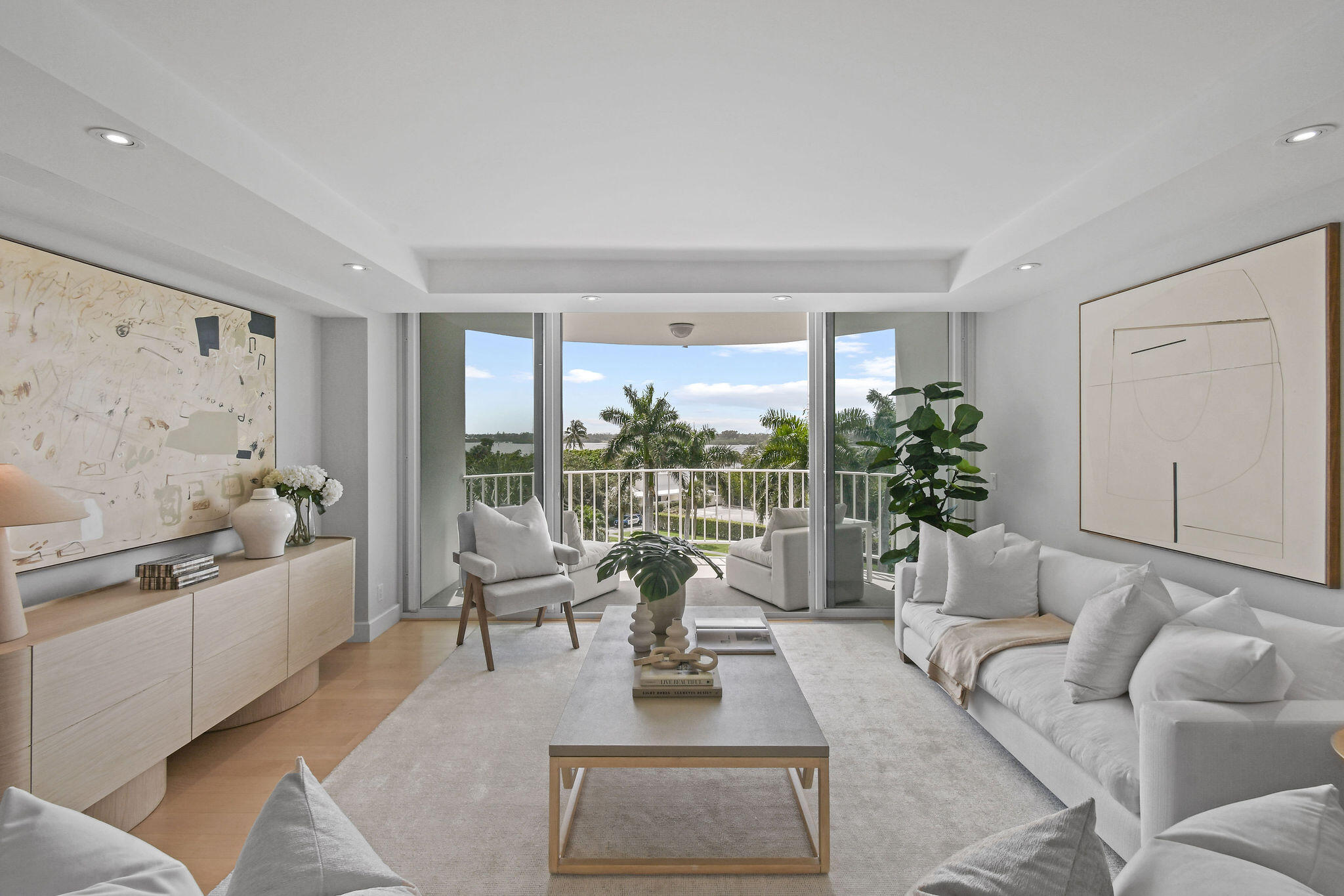 Photo 1 of 2295 S Ocean Boulevard 515, Palm Beach, Florida, $1,195,000, Web #: 10990299