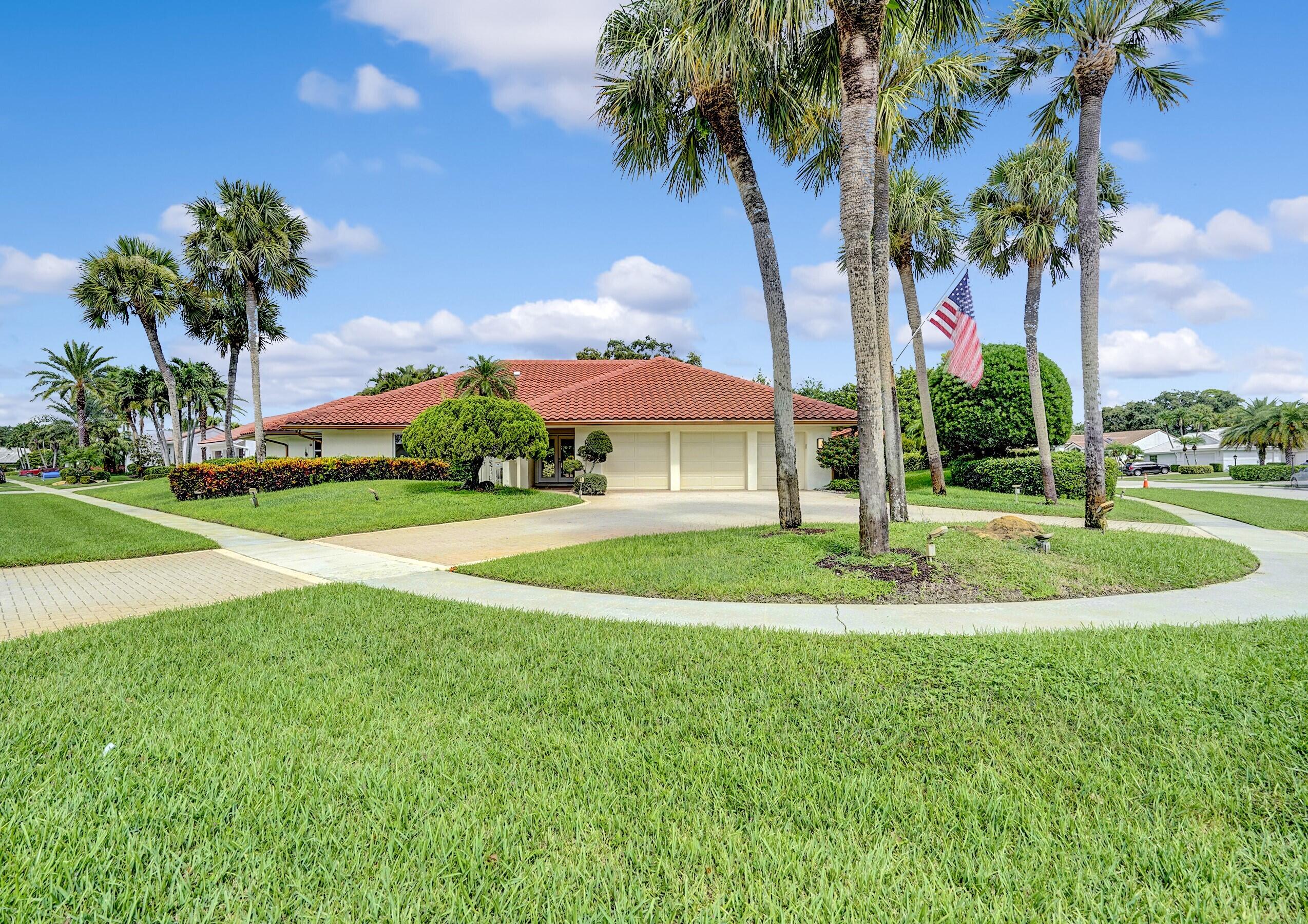 4246 Live Oak Boulevard, Delray Beach, Palm Beach County, Florida - 5 Bedrooms  
4.5 Bathrooms - 