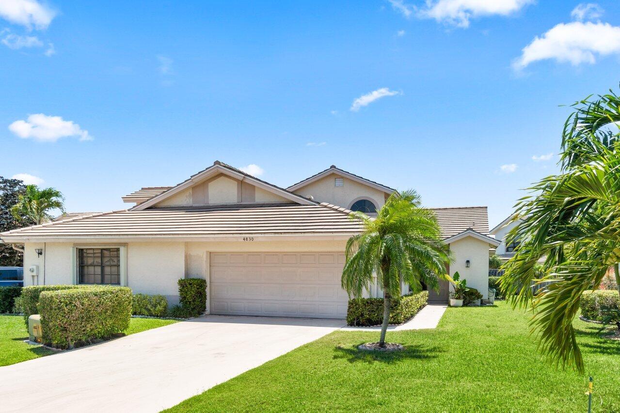 4830 Brighton Lakes Boulevard, Boynton Beach, Palm Beach County, Florida - 3 Bedrooms  
2.5 Bathrooms - 