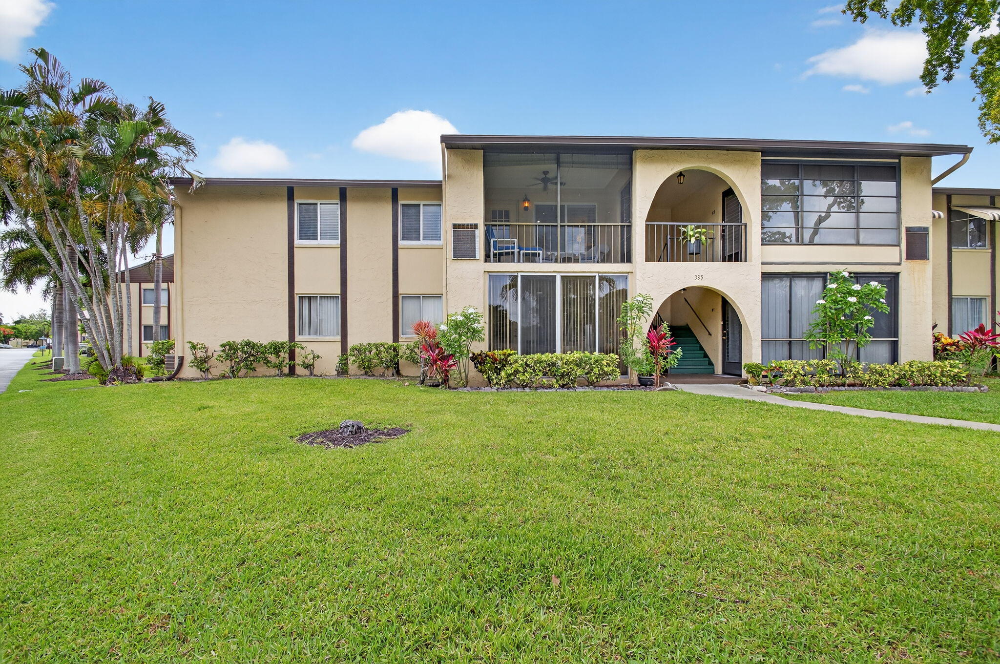 Property for Sale at 335 Pine Ridge Circle A-2, Greenacres, Palm Beach County, Florida - Bedrooms: 2 
Bathrooms: 1.5  - $164,900