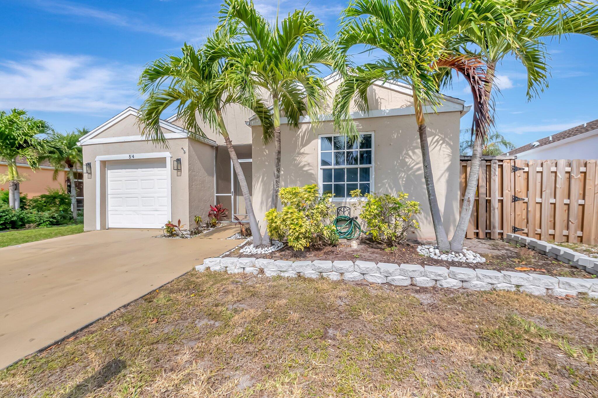54 Buxton Lane, Boynton Beach, Palm Beach County, Florida - 3 Bedrooms  
2 Bathrooms - 