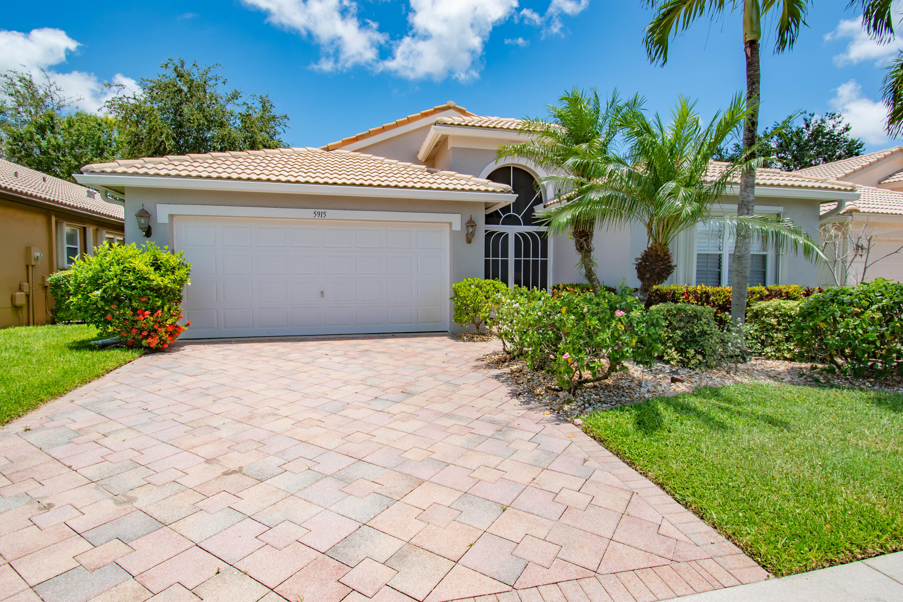 5915 Royal Isles Boulevard, Boynton Beach, Palm Beach County, Florida - 3 Bedrooms  
2 Bathrooms - 