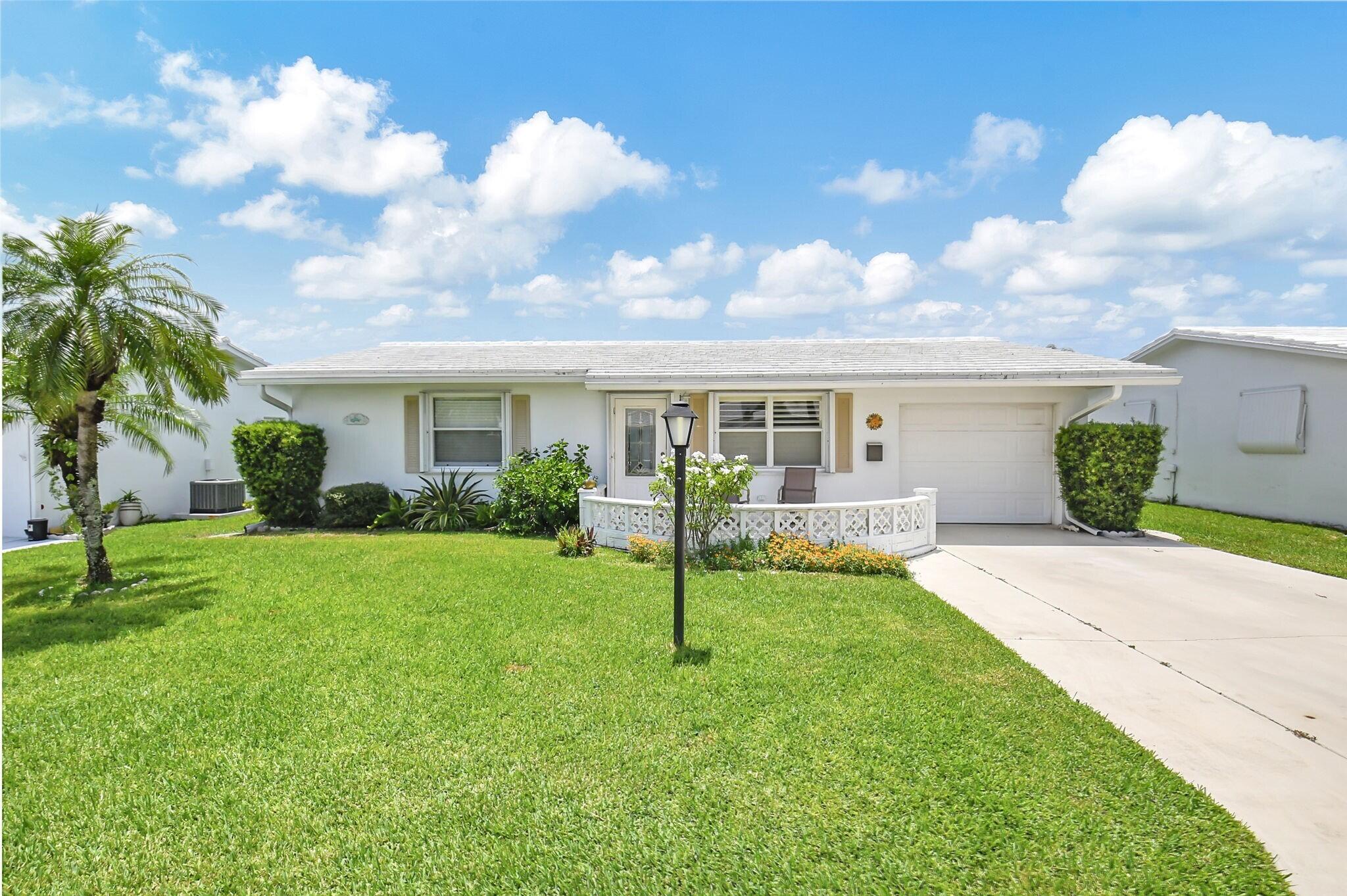 Property for Sale at 906 Sw 5th Court, Boynton Beach, Palm Beach County, Florida - Bedrooms: 2 
Bathrooms: 2  - $289,900