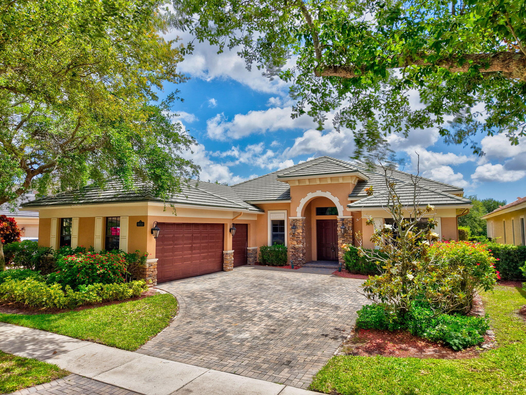Property for Sale at 8950 Equus Circle, Boynton Beach, Palm Beach County, Florida - Bedrooms: 4 
Bathrooms: 4  - $900,000