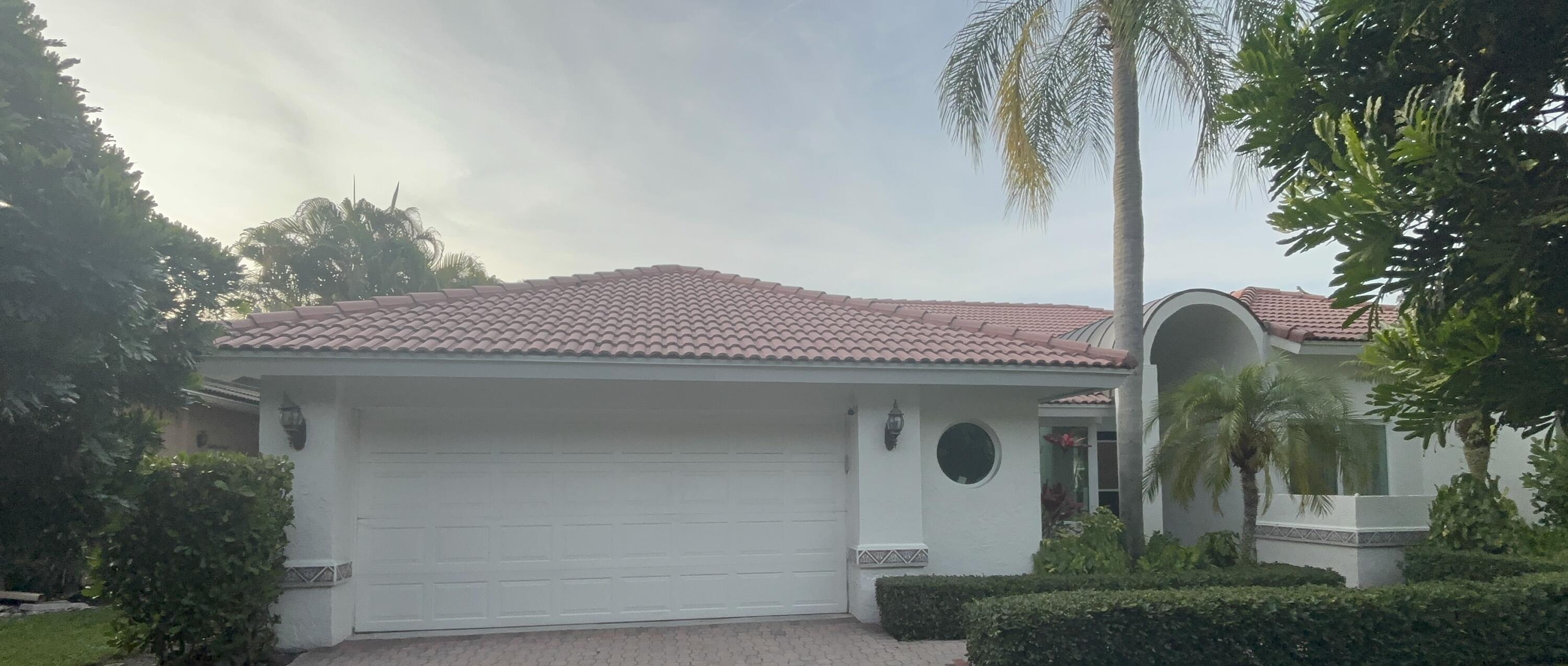 6015 Buena Vista Court, Boca Raton, Palm Beach County, Florida - 4 Bedrooms  
2.5 Bathrooms - 