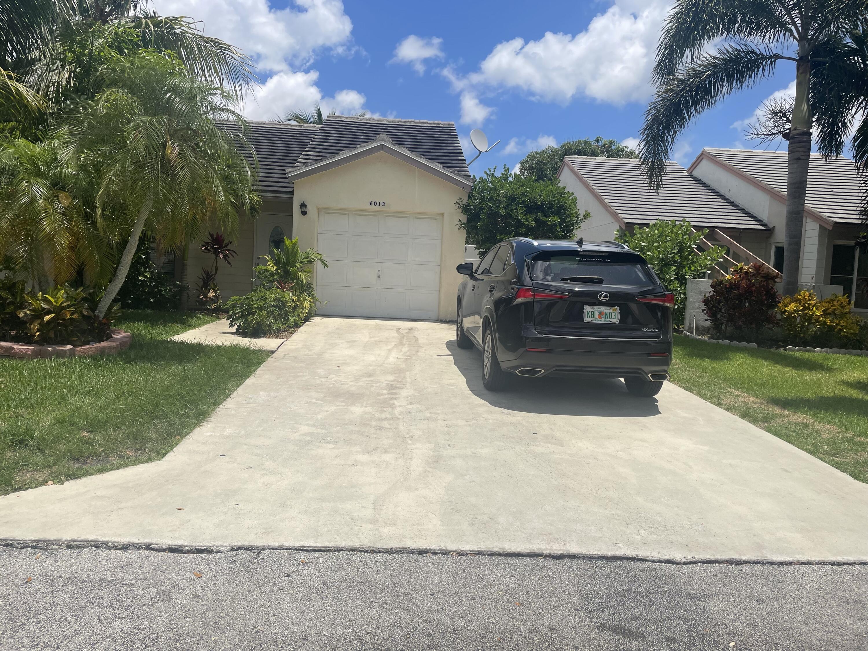 Property for Sale at 6013 Strawberry Fields Way, Lake Worth, Palm Beach County, Florida - Bedrooms: 3 
Bathrooms: 2  - $379,999