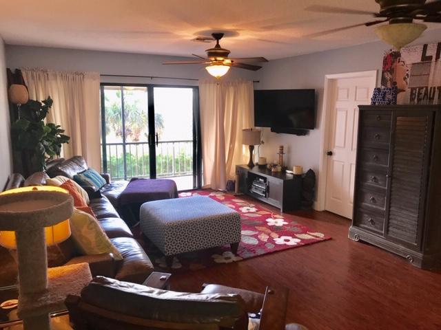 Photo 1 of 1801 Presidential Way D204, West Palm Beach, Florida, $132,500, Web #: 10504293