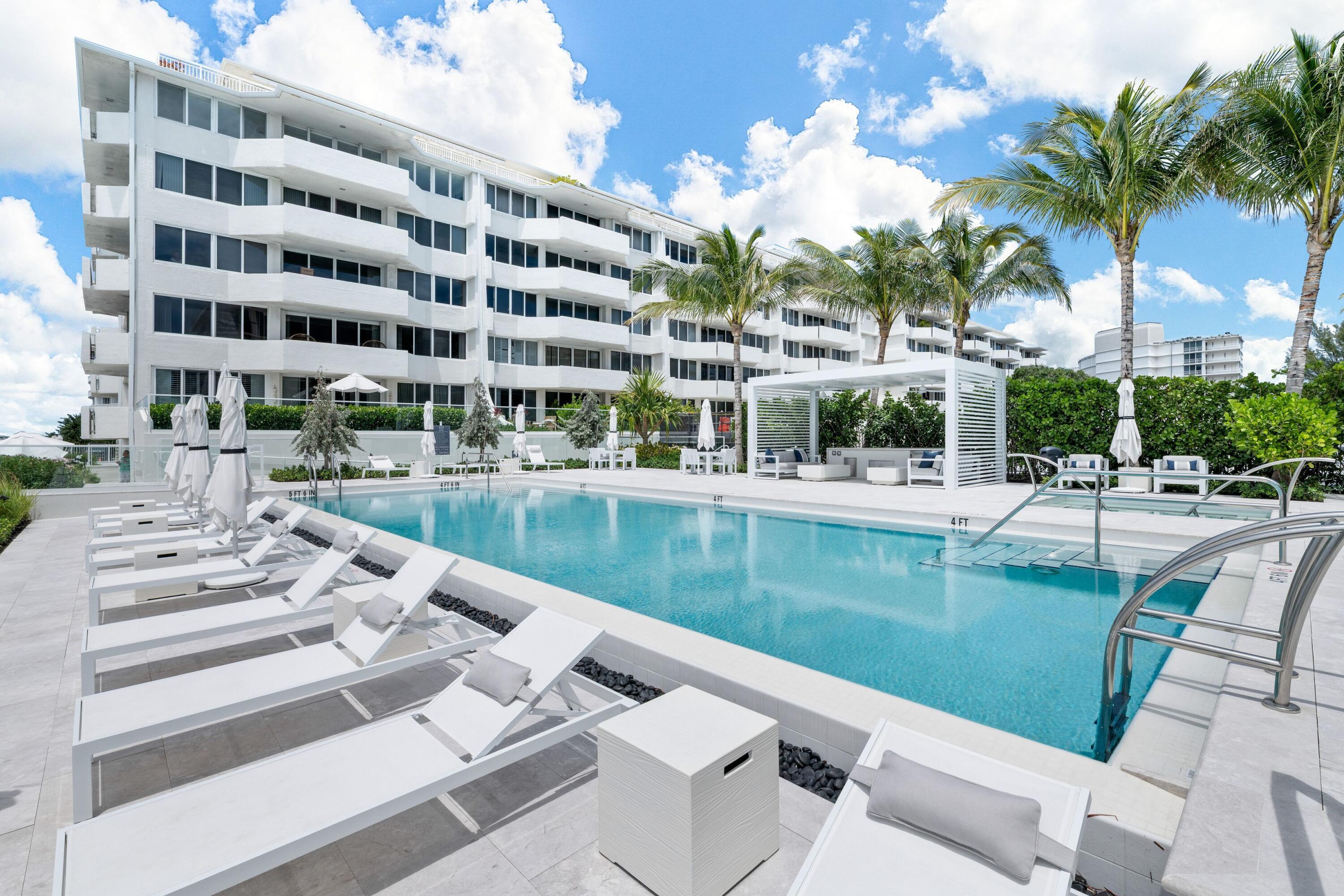 Property for Sale at 2773 S Ocean Boulevard 2090, Palm Beach, Palm Beach County, Florida - Bedrooms: 2 
Bathrooms: 2  - $1,295,000