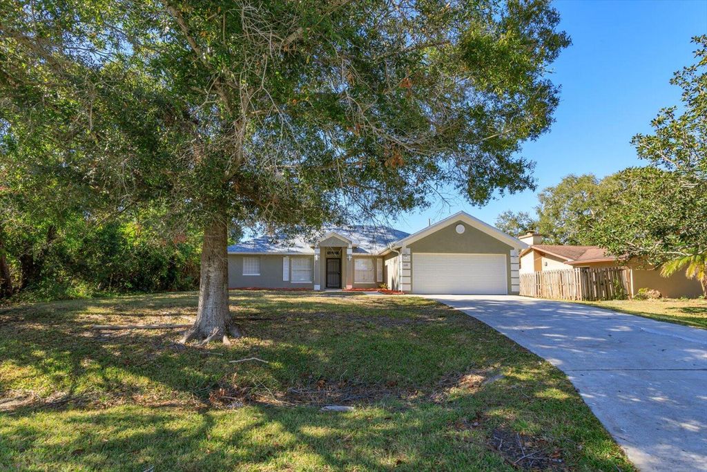 Photo of 426 Ash Street, Sebastian, FL 32958 (MLS # RX-11065727)