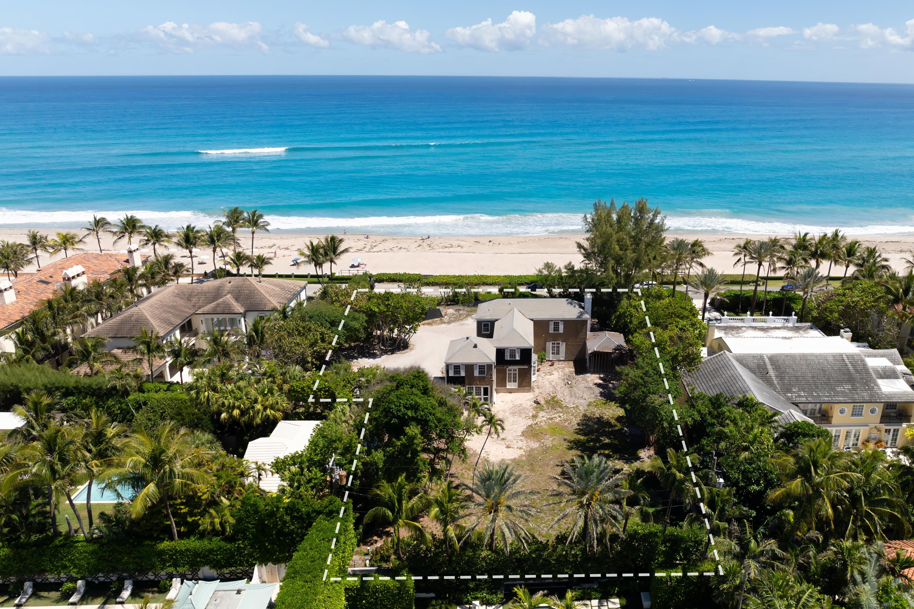 480 S Ocean Boulevard, Palm Beach, Palm Beach County, Florida - 4 Bedrooms  
4.5 Bathrooms - 