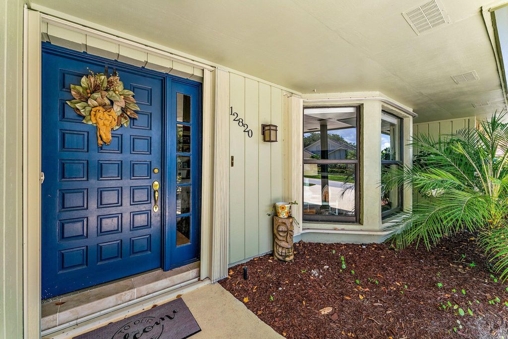 Photo of 12820 Calais Circle, Palm Beach Gardens, FL 33410 (MLS # RX-11067882)