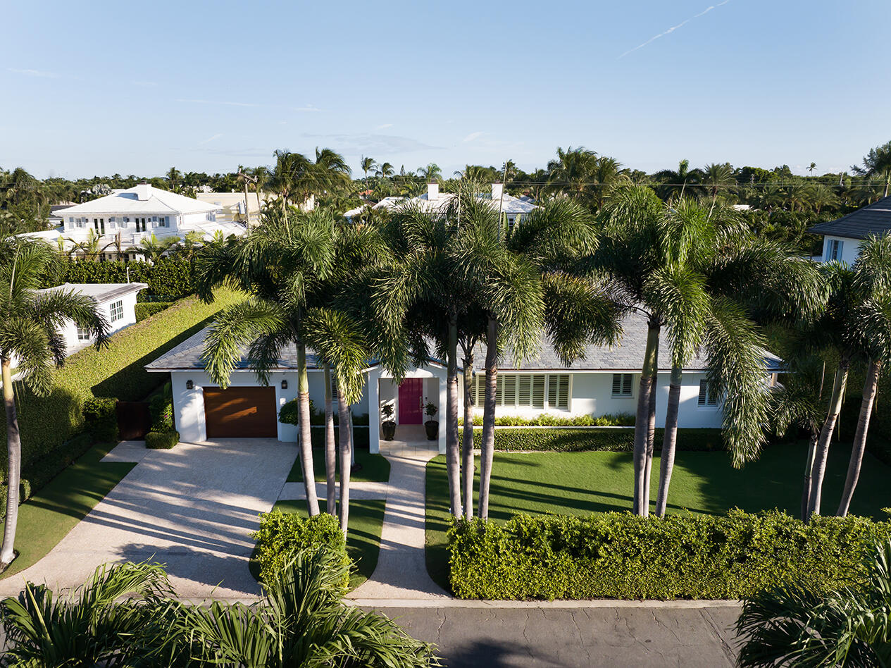 225 Jamaica Lane, Palm Beach, Palm Beach County, Florida - 4 Bedrooms  
5 Bathrooms - 