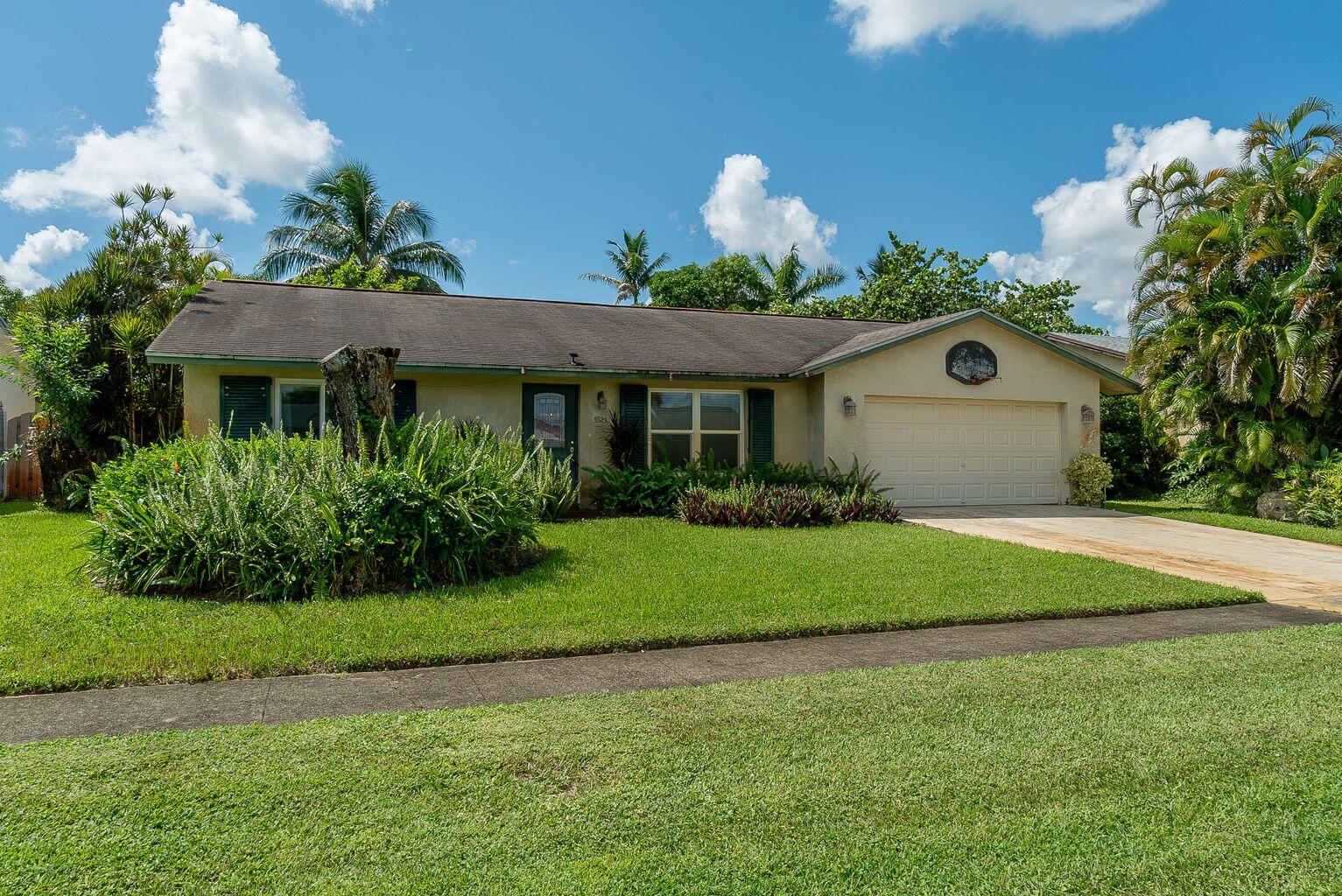 5523 Barnstead Circle, Lake Worth, Palm Beach County, Florida - 3 Bedrooms  
2 Bathrooms - 