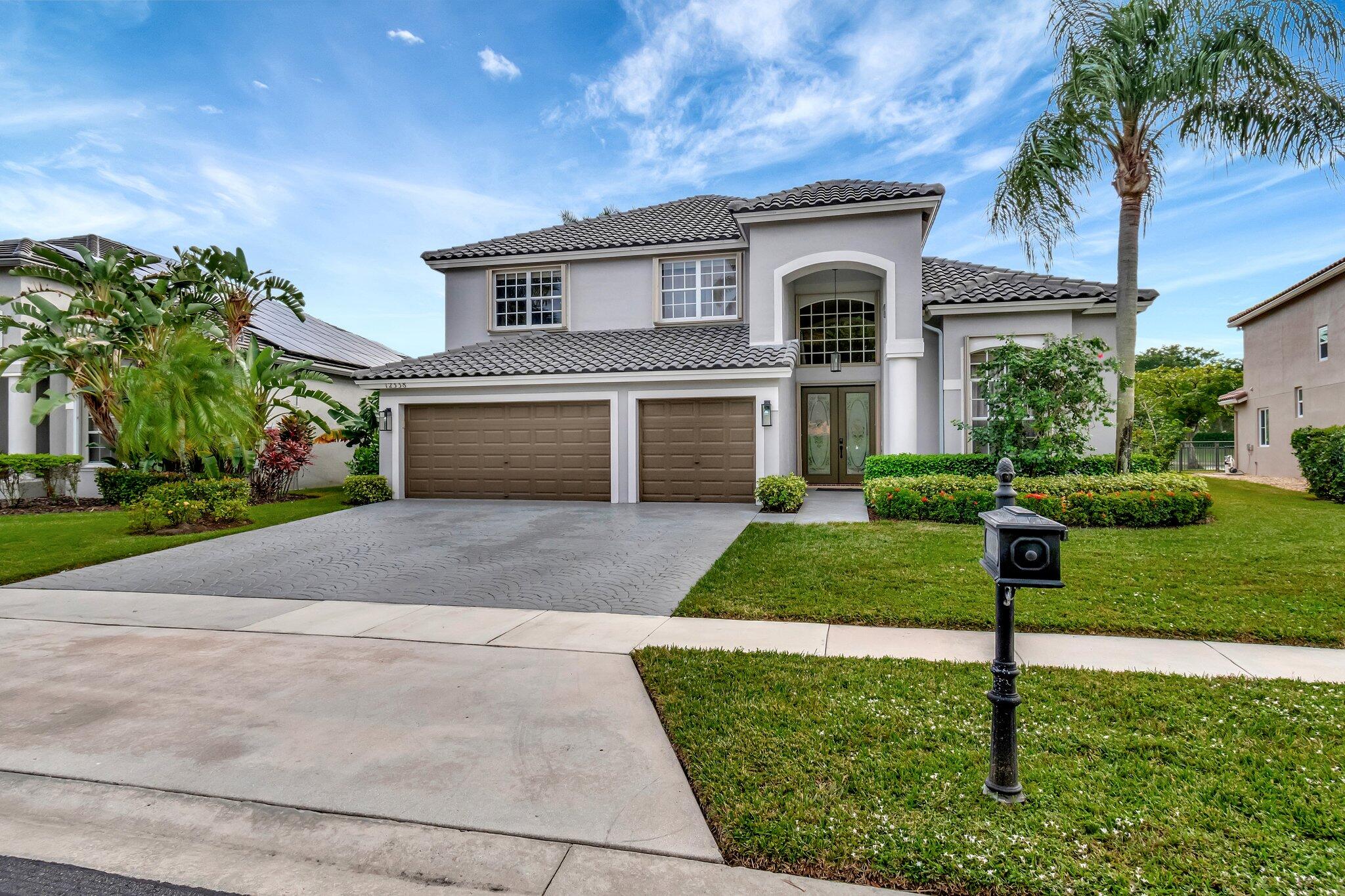 12338 N Melrose Way, Boca Raton, Palm Beach County, Florida - 5 Bedrooms  
3 Bathrooms - 