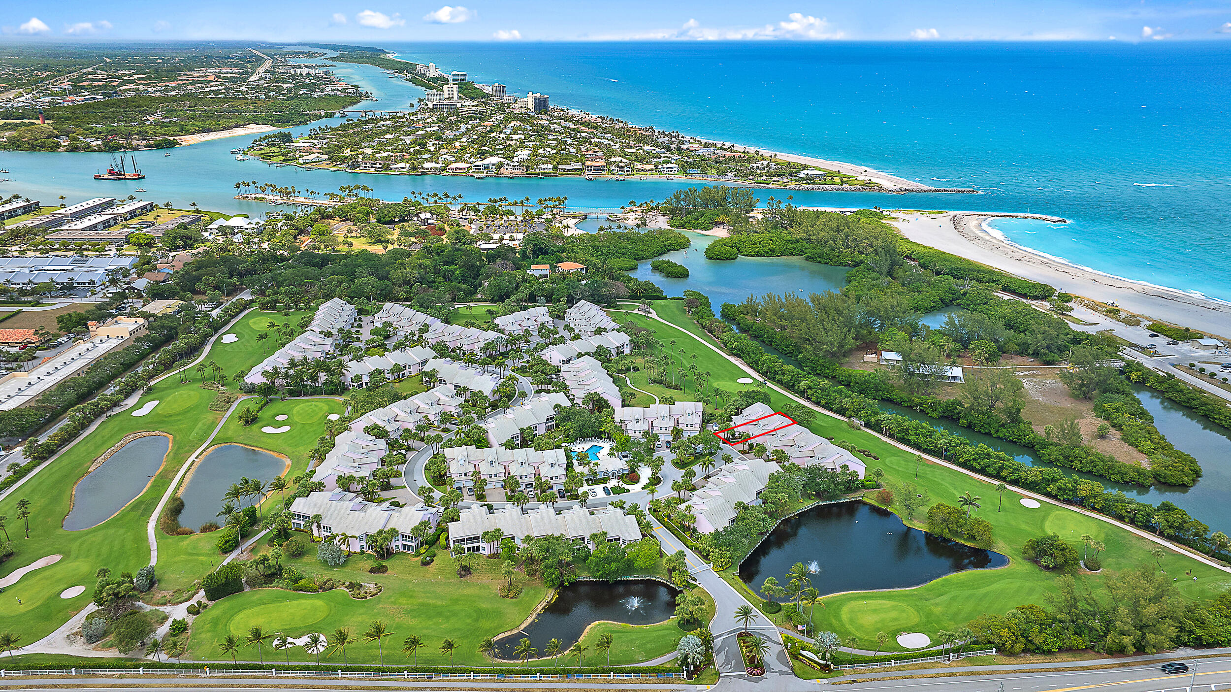 2703 Fairway Drive, Jupiter, Palm Beach County, Florida - 2 Bedrooms  
2.5 Bathrooms - 