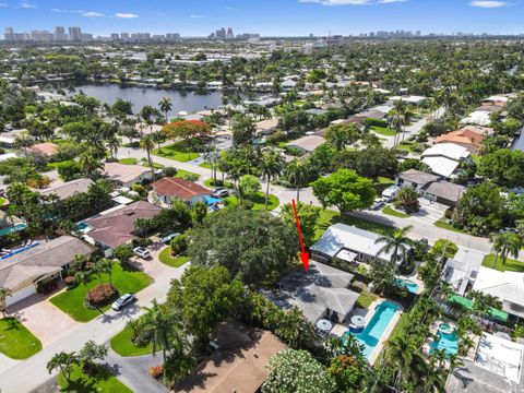 Tiny photo for 4311 NE 16th Avenue, Oakland Park, FL 33334 (MLS # RX-11098875)