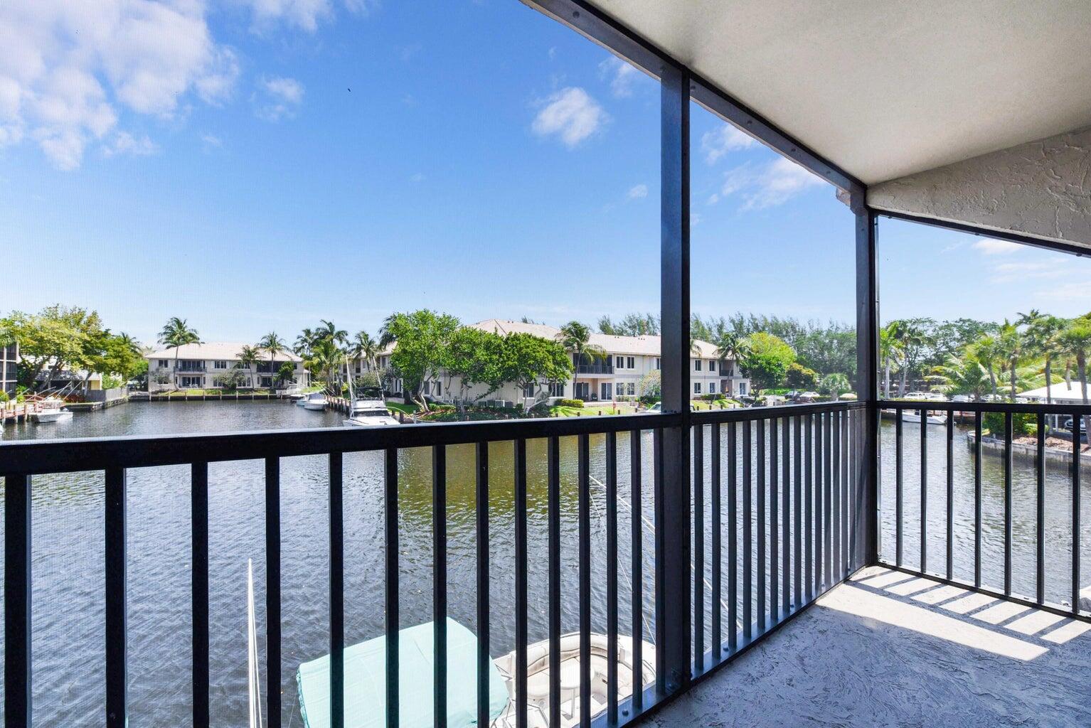 Property for Sale at 6 Royal Palm Way 211, Boca Raton, Palm Beach County, Florida - Bedrooms: 2 
Bathrooms: 2  - $405,000