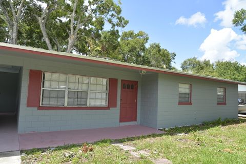 Photo of 3005 Tennessee Avenue, Fort Pierce, FL 34947 (MLS # RX-11113854)