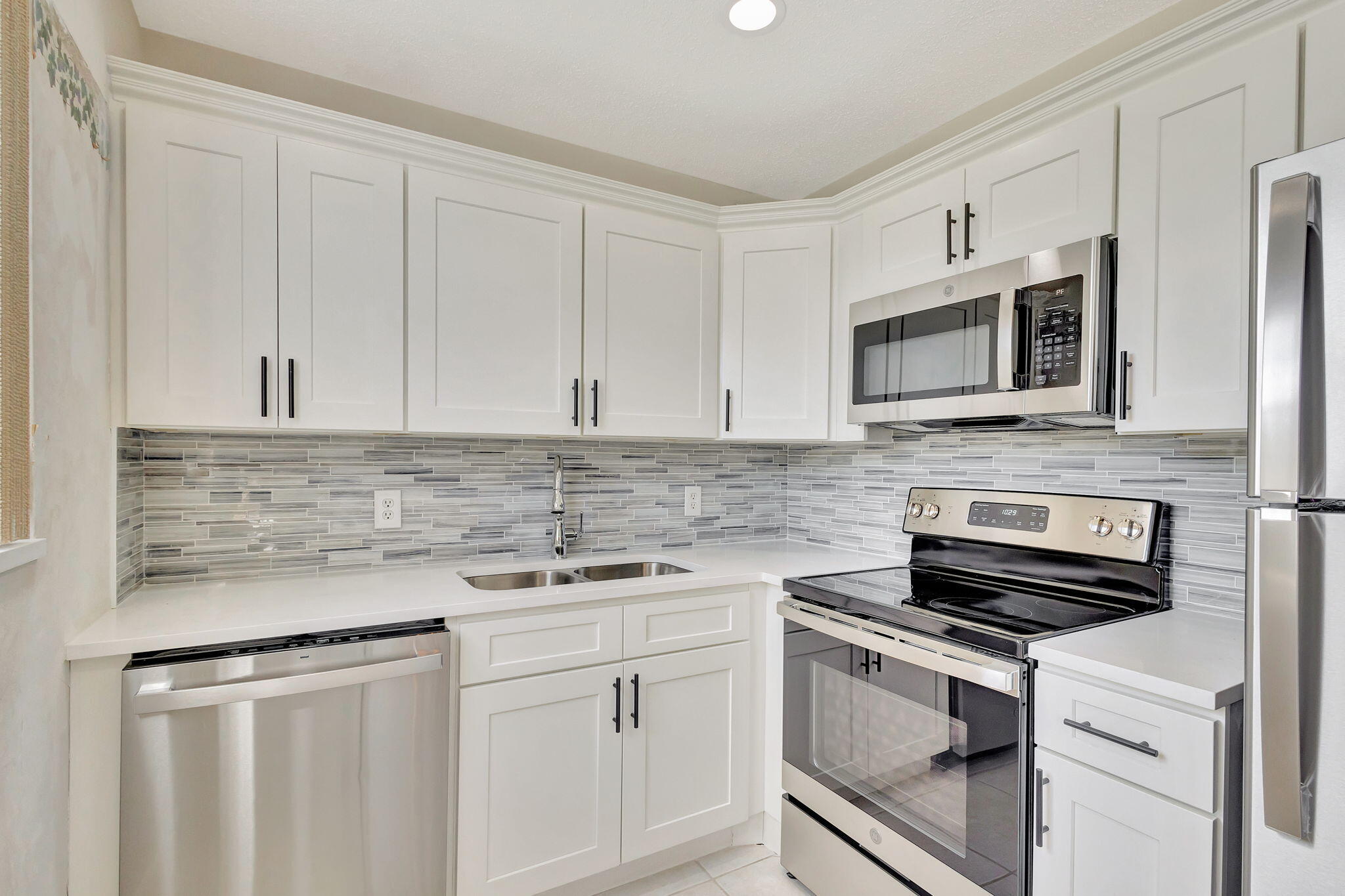 Property for Sale at 162 Sheffield G, West Palm Beach, Palm Beach County, Florida - Bedrooms: 2 
Bathrooms: 1.5  - $176,000