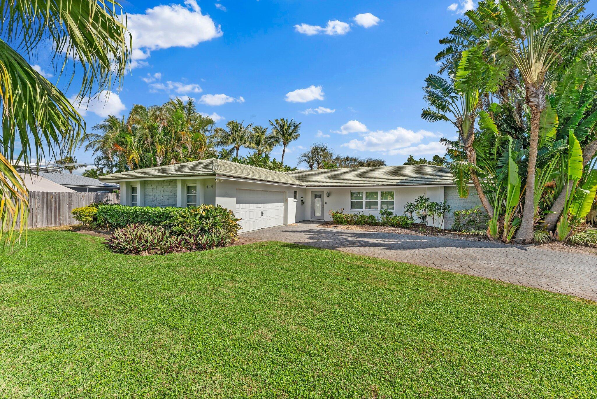 614 Westwind Drive, North Palm Beach, Miami-Dade County, Florida - 3 Bedrooms  
3 Bathrooms - 