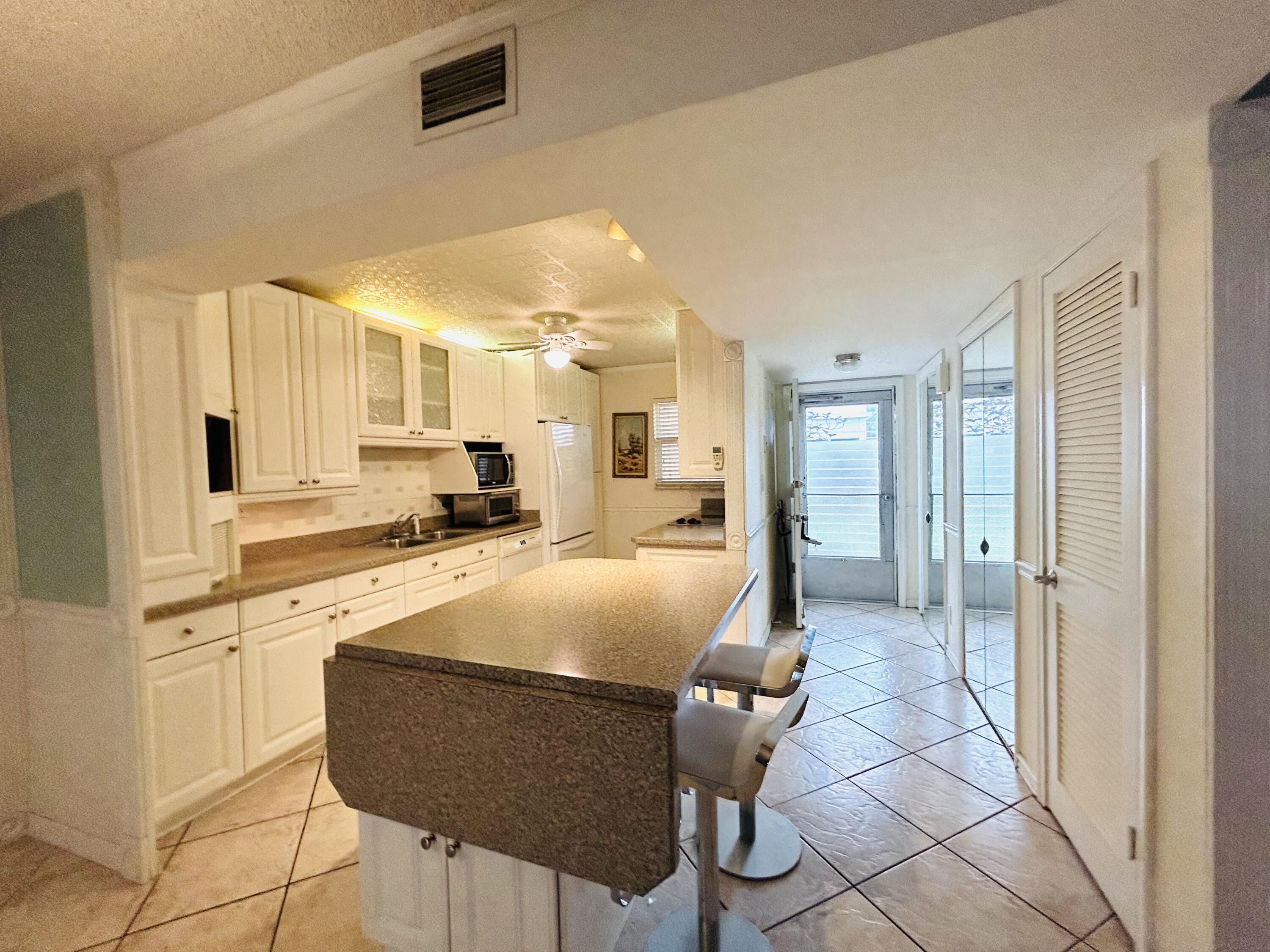 108 Plymouth, West Palm Beach, Palm Beach County, Florida - 2 Bedrooms  
2 Bathrooms - 