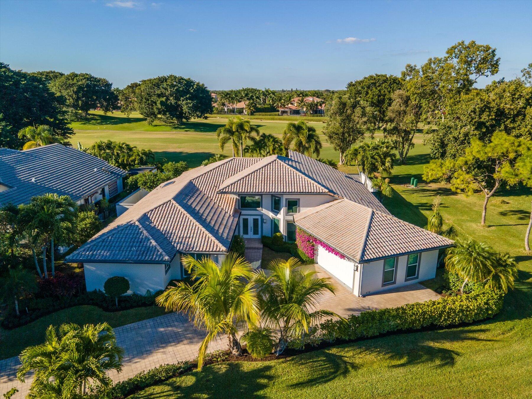 Property for Sale at 12172 Longwood Green Drive, Wellington, Palm Beach County, Florida - Bedrooms: 4 
Bathrooms: 4  - $3,349,000