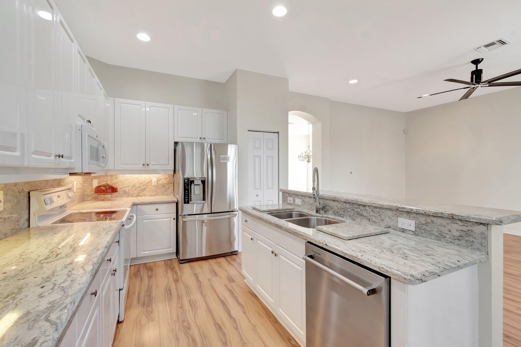 7314 Toscane Court, Boynton Beach, Palm Beach County, Florida - 3 Bedrooms  
2 Bathrooms - 