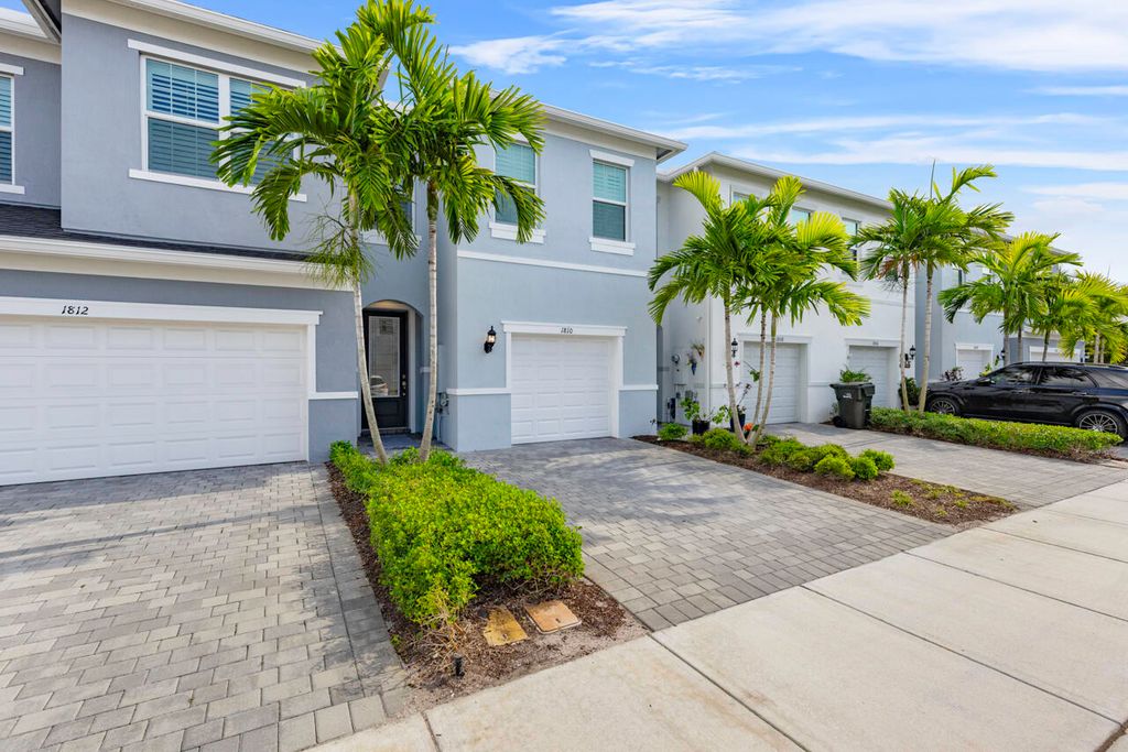 Photo of 1810 SE Ocean Cove Way, Stuart, FL 34996 (MLS # RX-11077626)