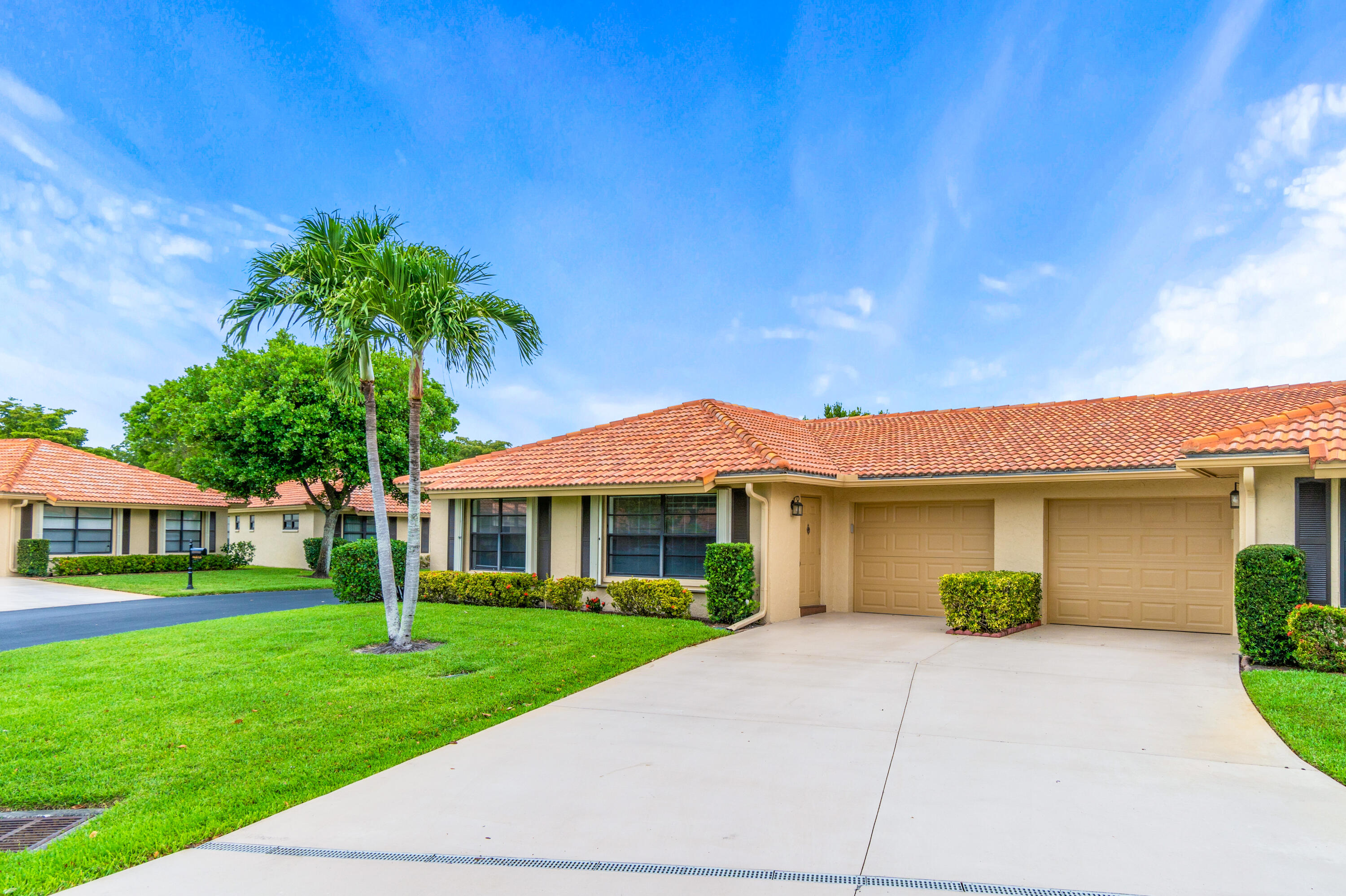 Property for Sale at 4635 Apple Tree Circle A, Boynton Beach, Palm Beach County, Florida - Bedrooms: 2 
Bathrooms: 2  - $299,999