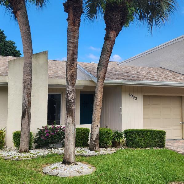 Property for Sale at 6993 Lupin Lane, Lake Worth, Palm Beach County, Florida - Bedrooms: 2 
Bathrooms: 2  - $289,000